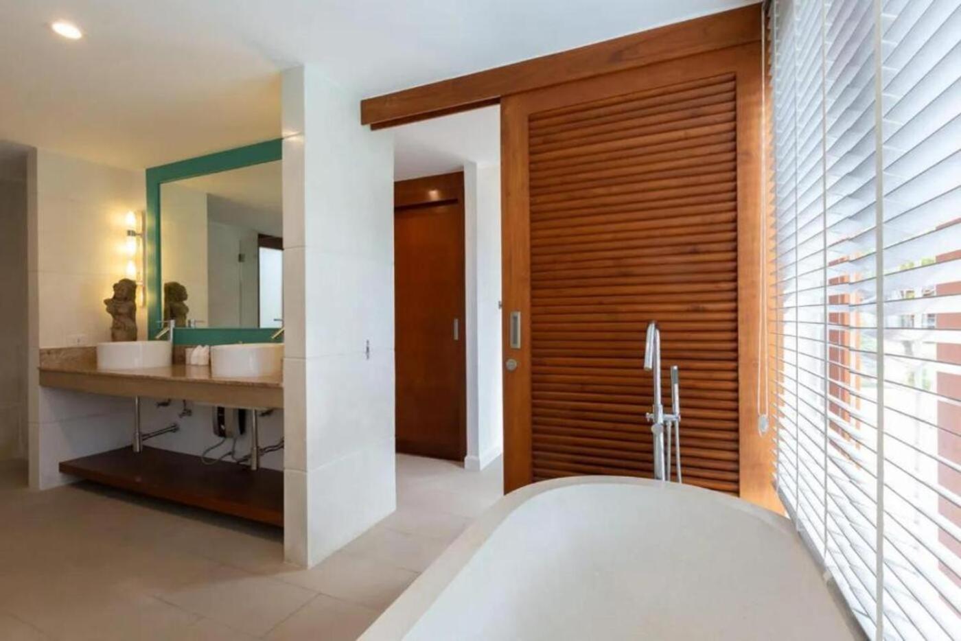 Luxury Sunsai 5br Front In Koh Samui *