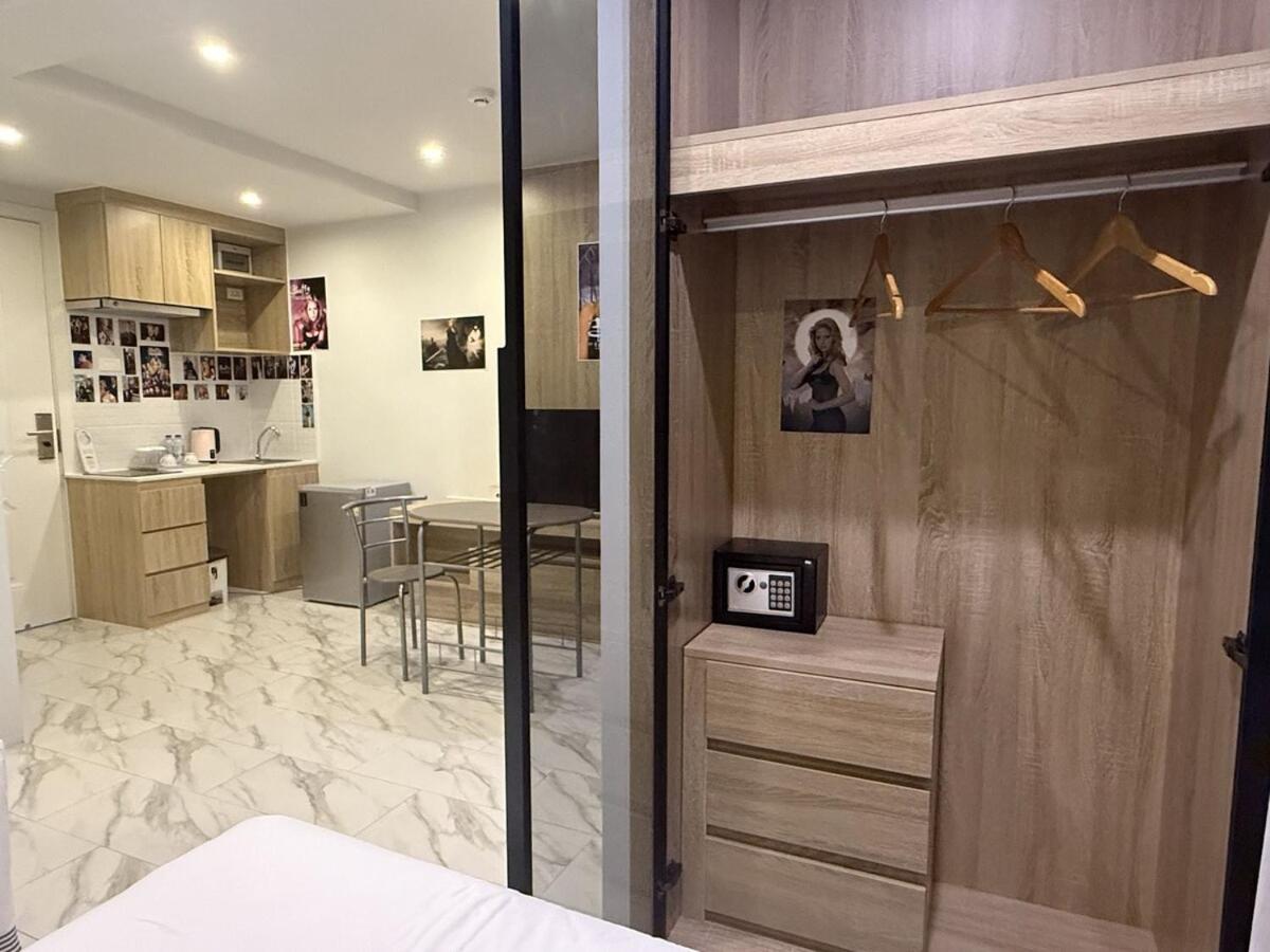 Apartment Buffy