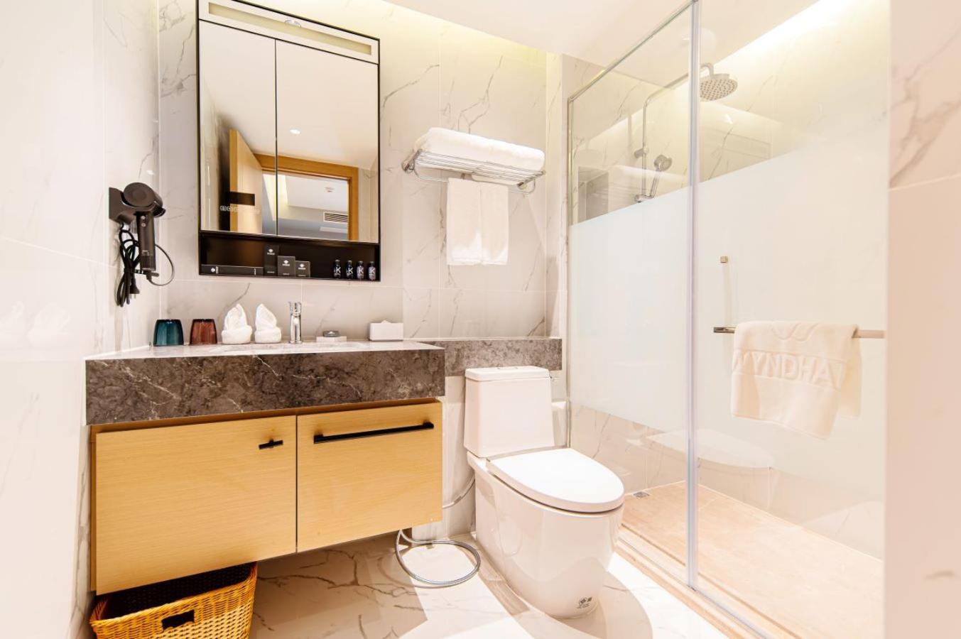 Beverly Mountain Bay, Trademark Collection By Wyndham 4* Pattaya