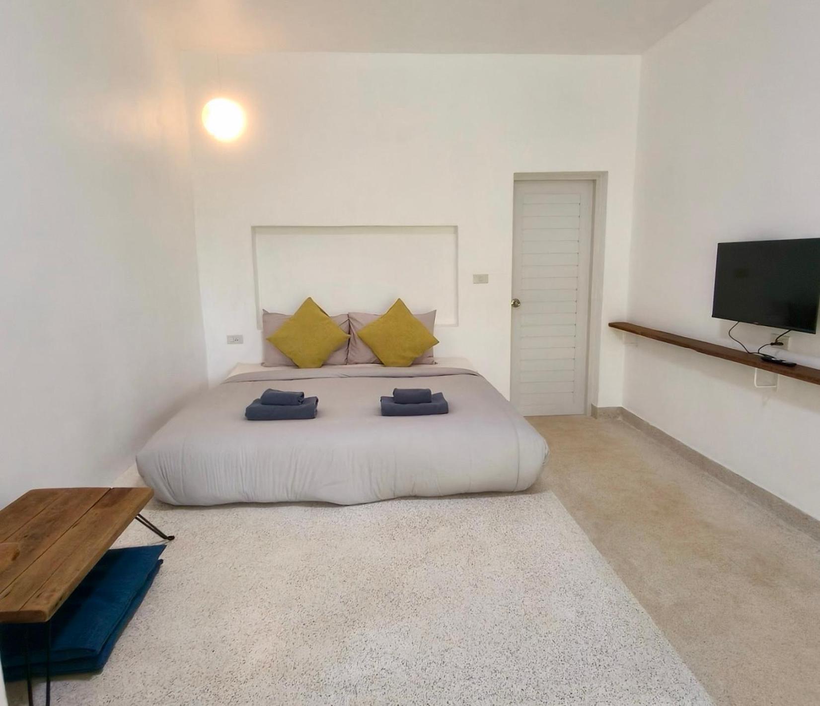 Canary Guest house 2*