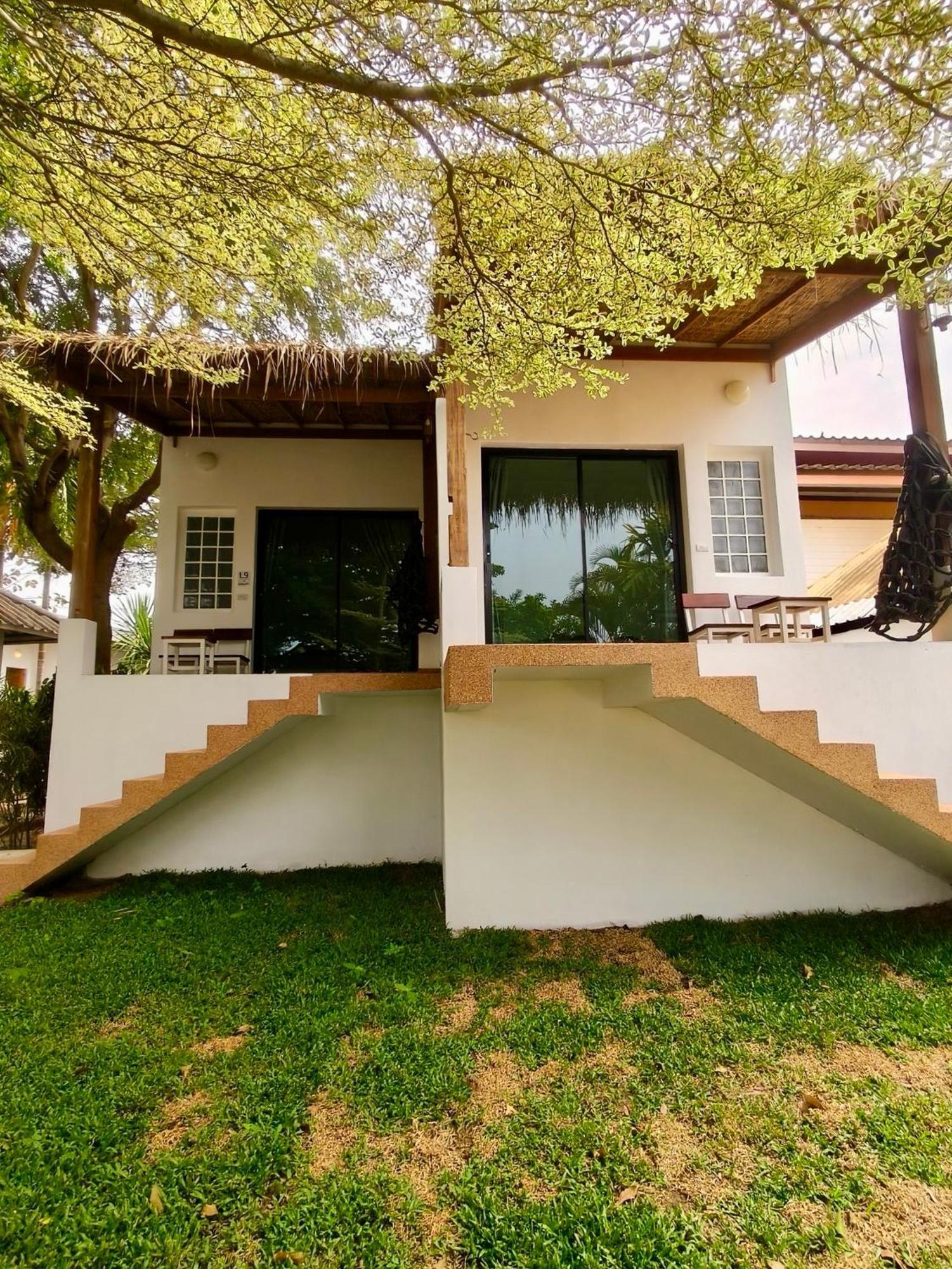Guest house Canary 2*