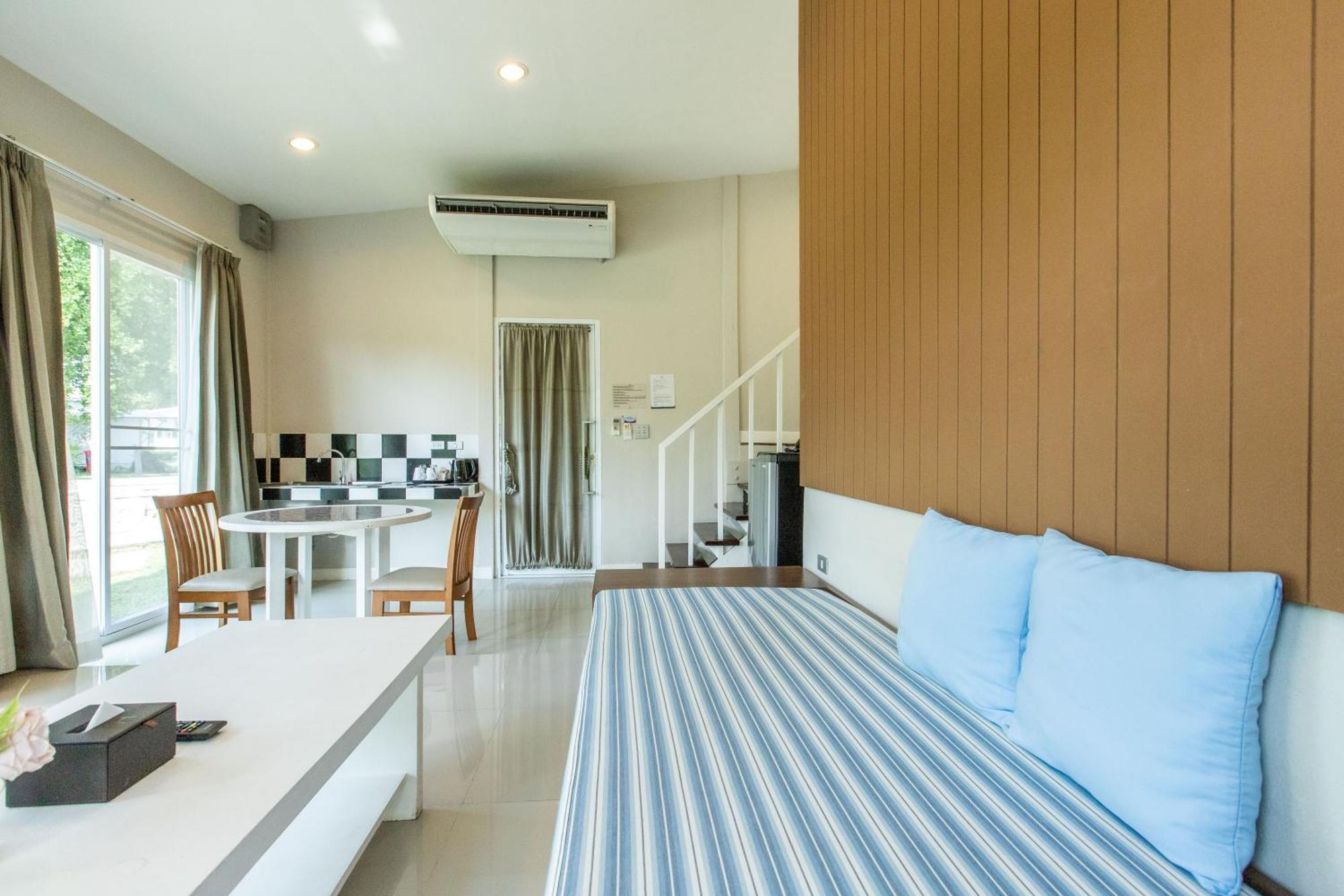 Bangsaen Heritage Hotel Bang Saen