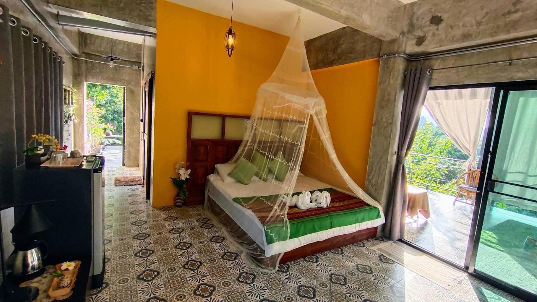 บ้านภูคำฟ้า ดอยปู่ไข่ Baan Phu Kham Fah 4* Chiang Rai