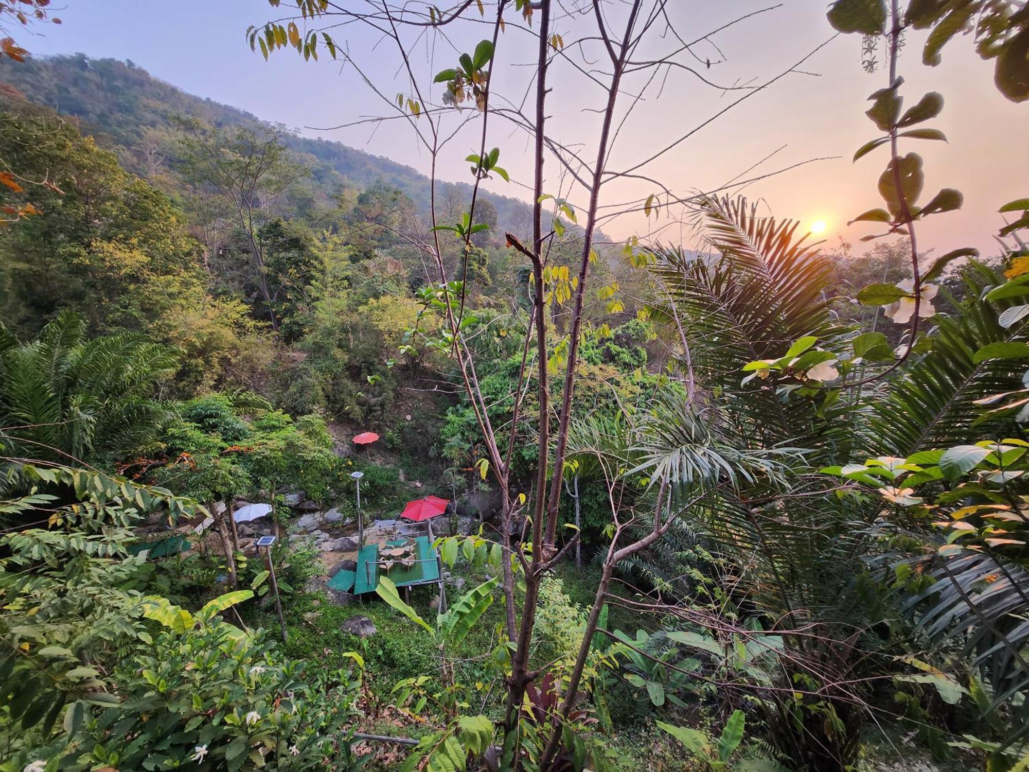 Hotel บ้านภูคำฟ้า ดอยปู่ไข่ Baan Phu Kham Fah