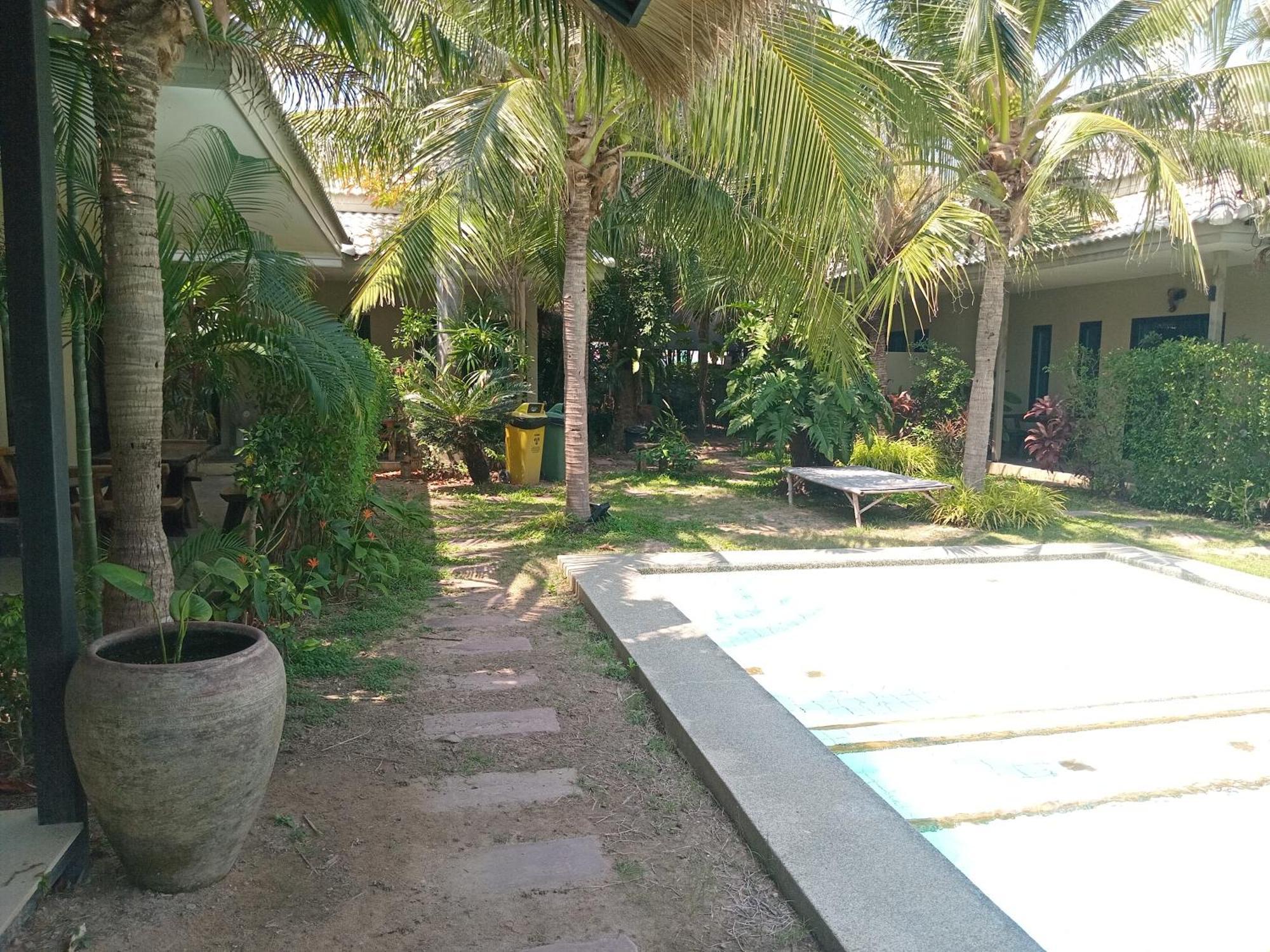 Resort Tropical House​ *