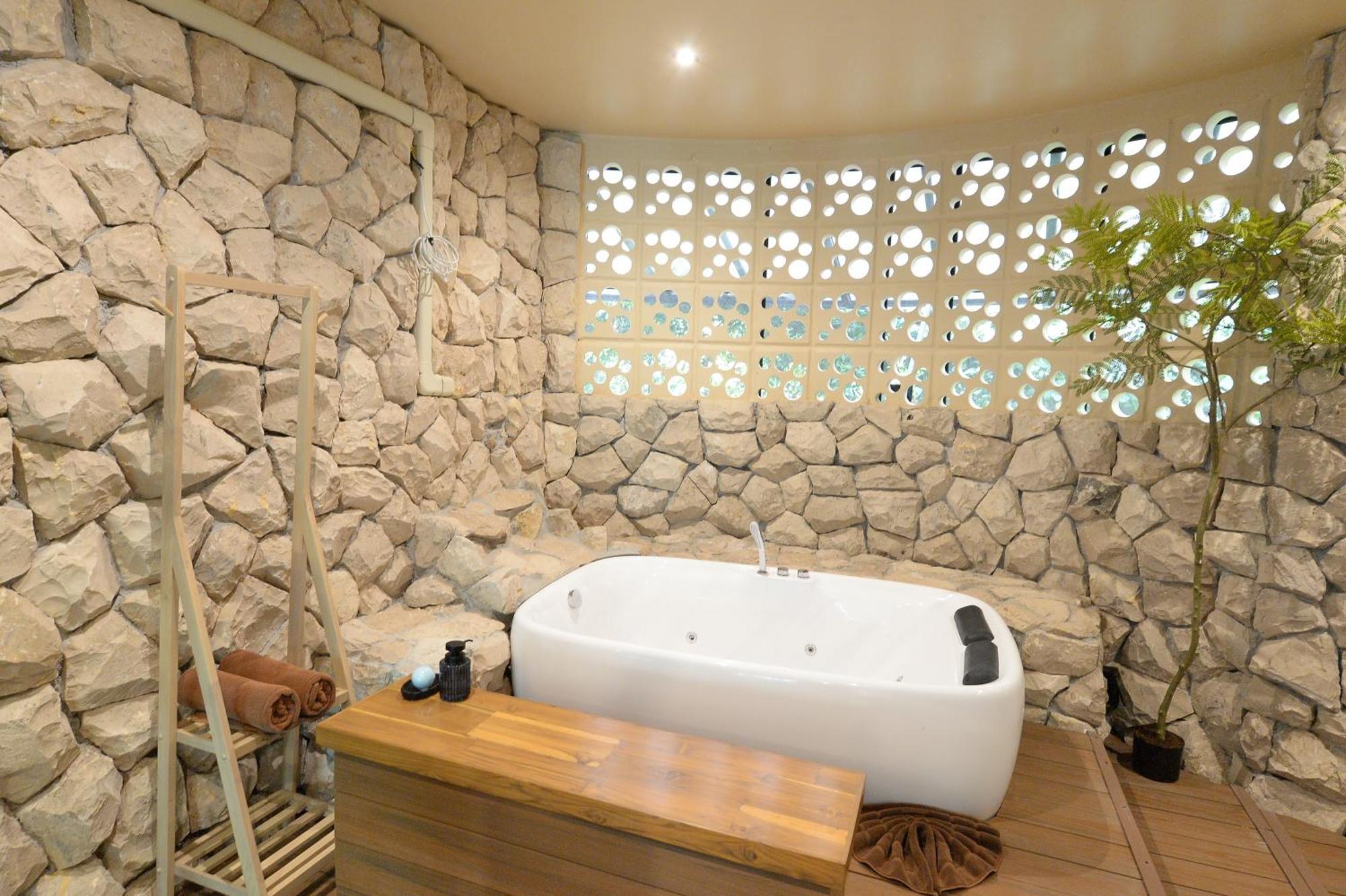 The Hidden Village, Khao Yai Resort *
