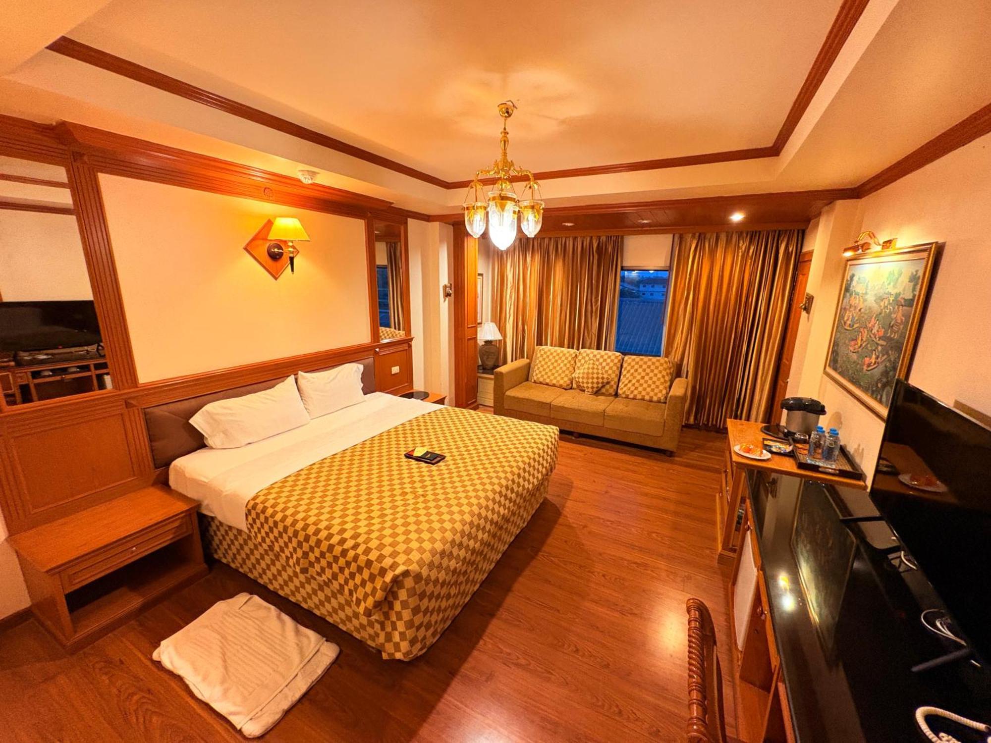 Taksilahotel Maha Sarakham
