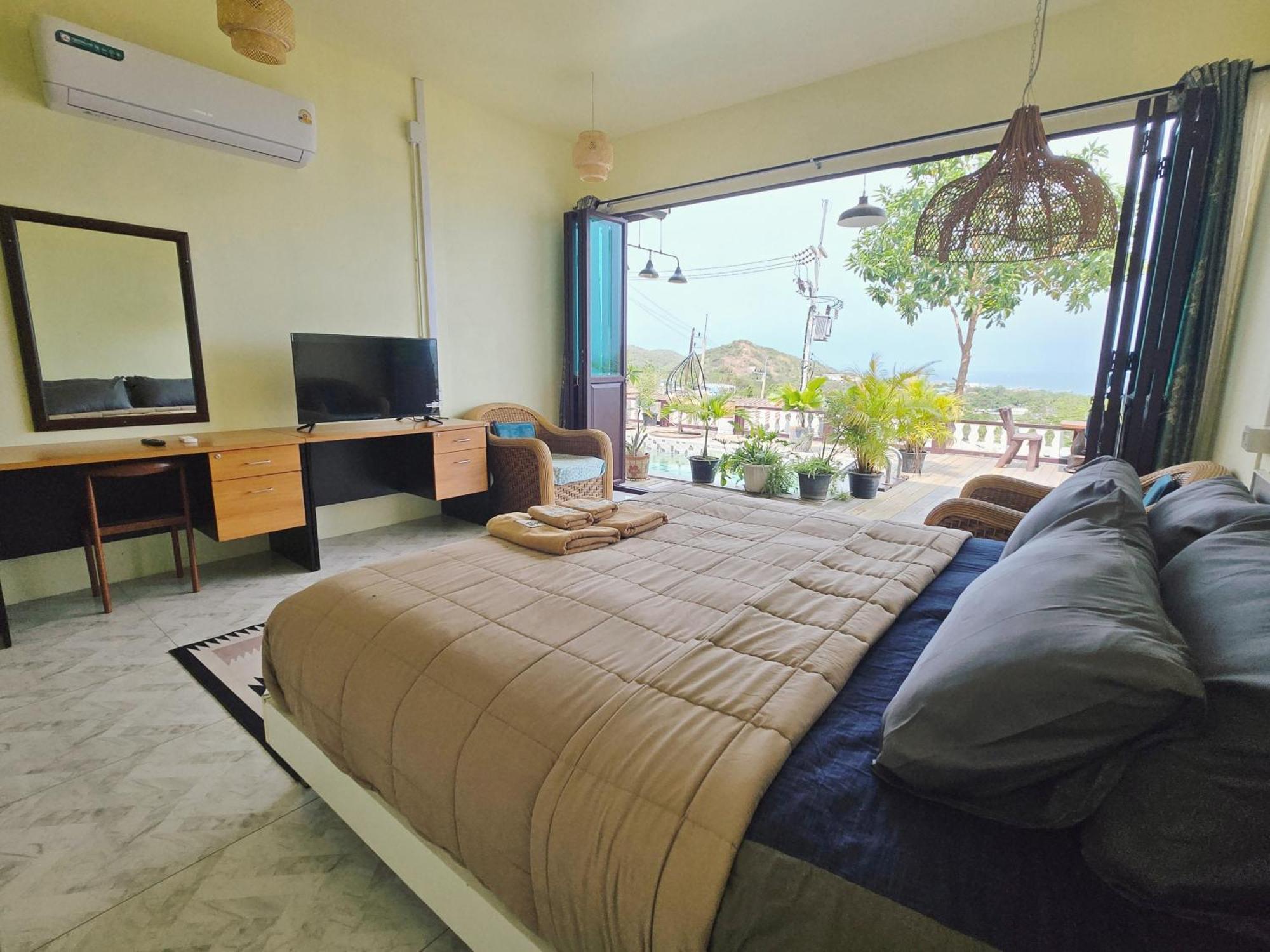 Villa Deep Mountain View