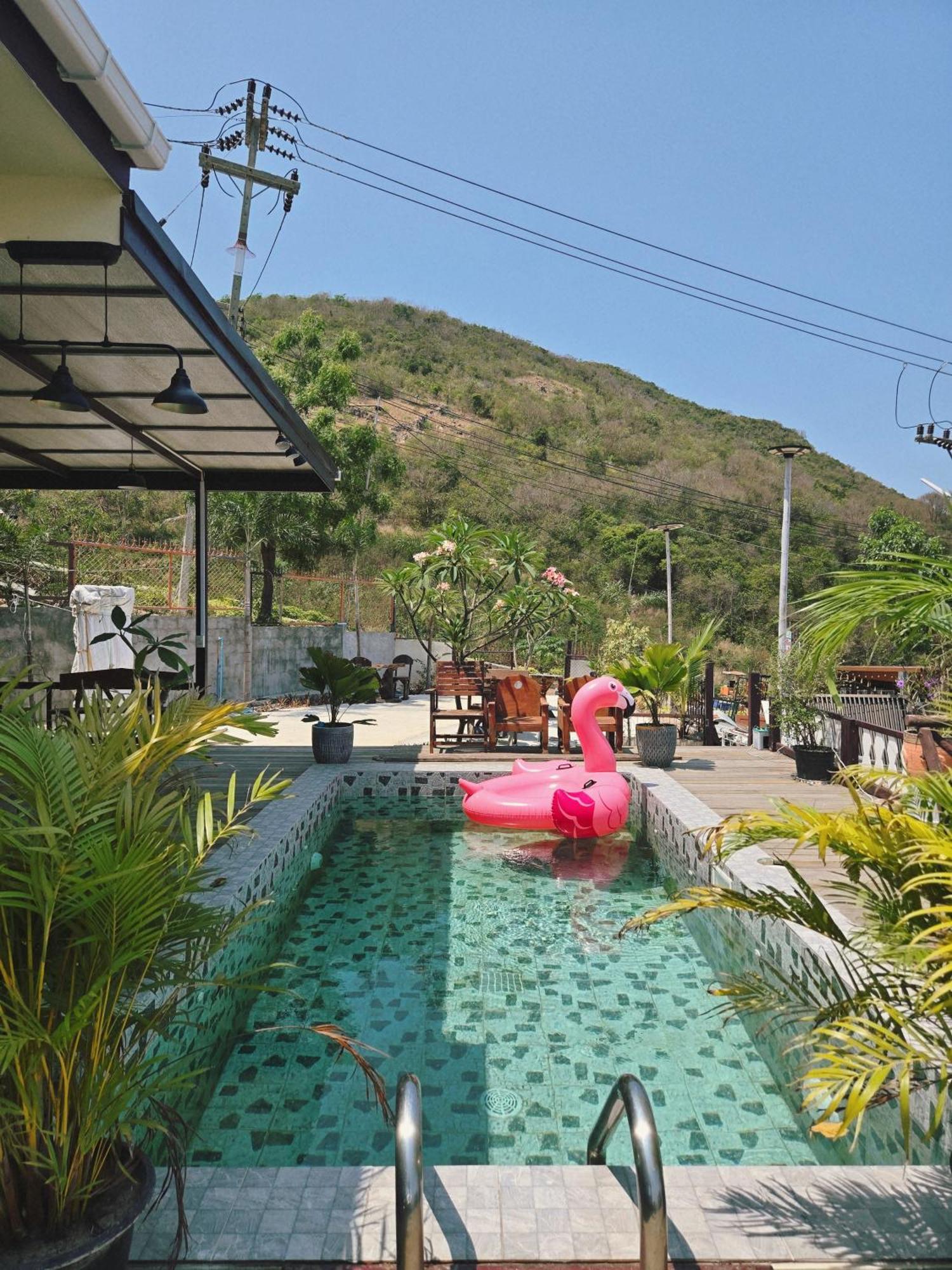 Villa Deep Mountain View