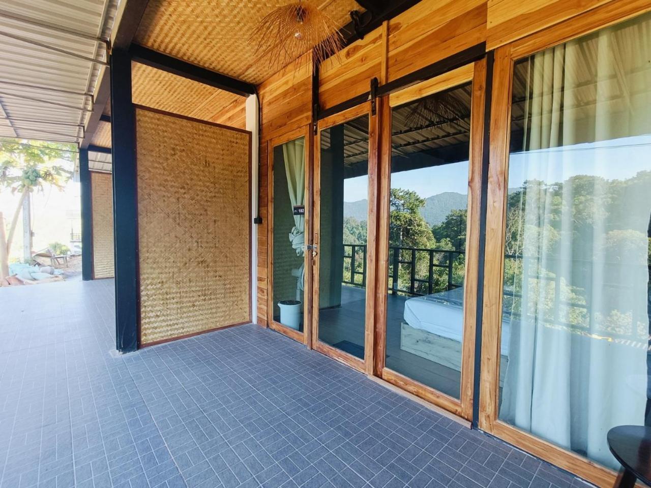 Holiday home Motho โมโทโฮมสเตย์ Chom Thong