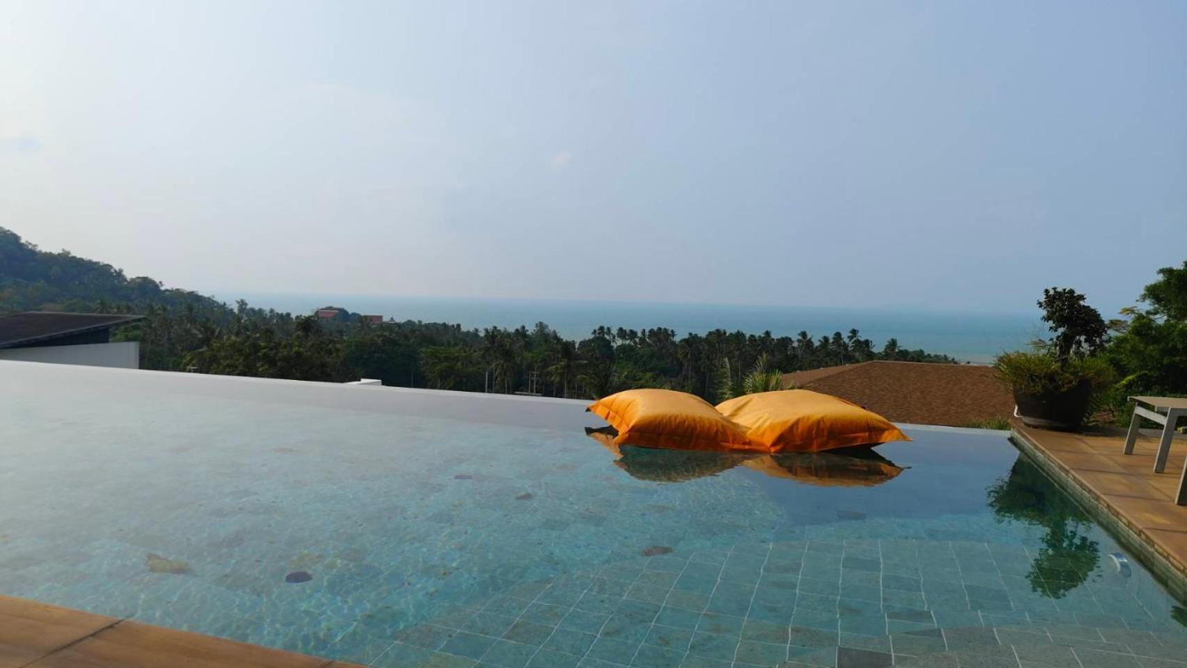 Monsoon * Amphoe Koksamui