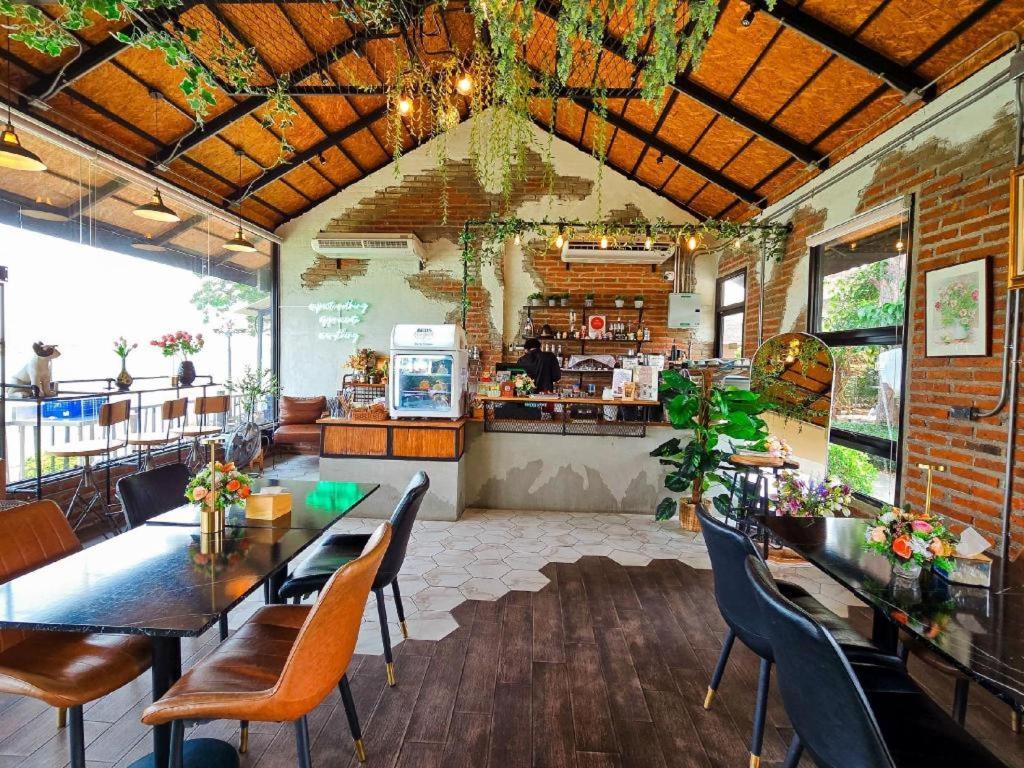 Mango House Resort Kamphaeng Phet