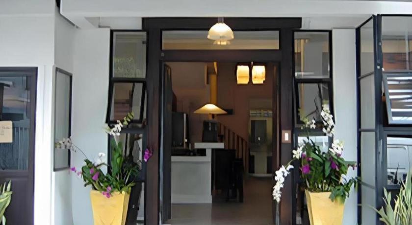 Hotel Montrara Happy House