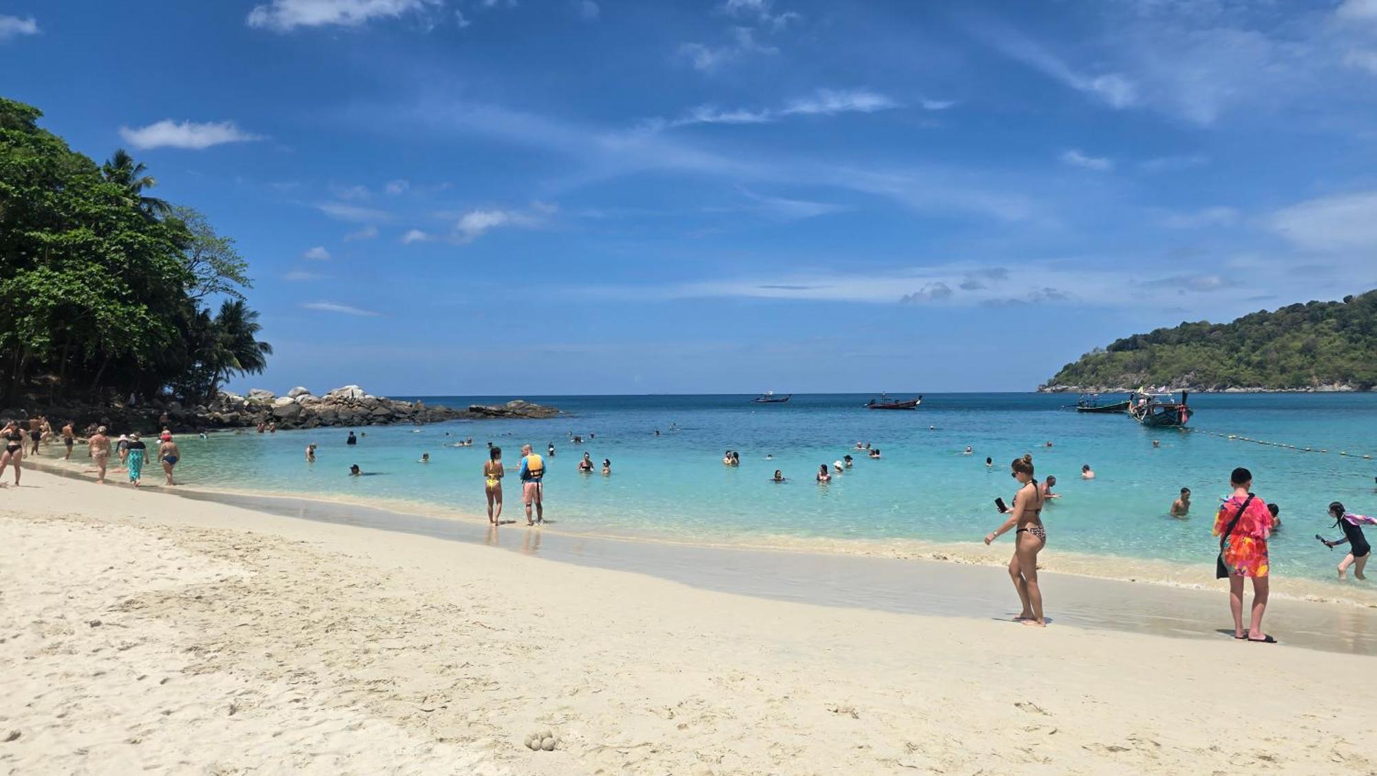 I Talay Phuket Acomodação com café da manhã 