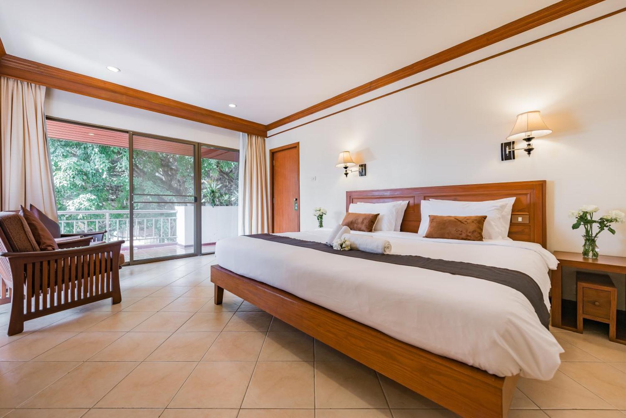 Pinnacle Grand Jomtien And Club