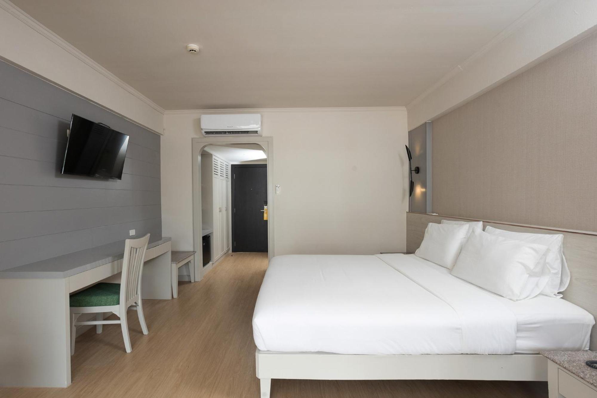 Pinnacle Grand Jomtien And Club Resort