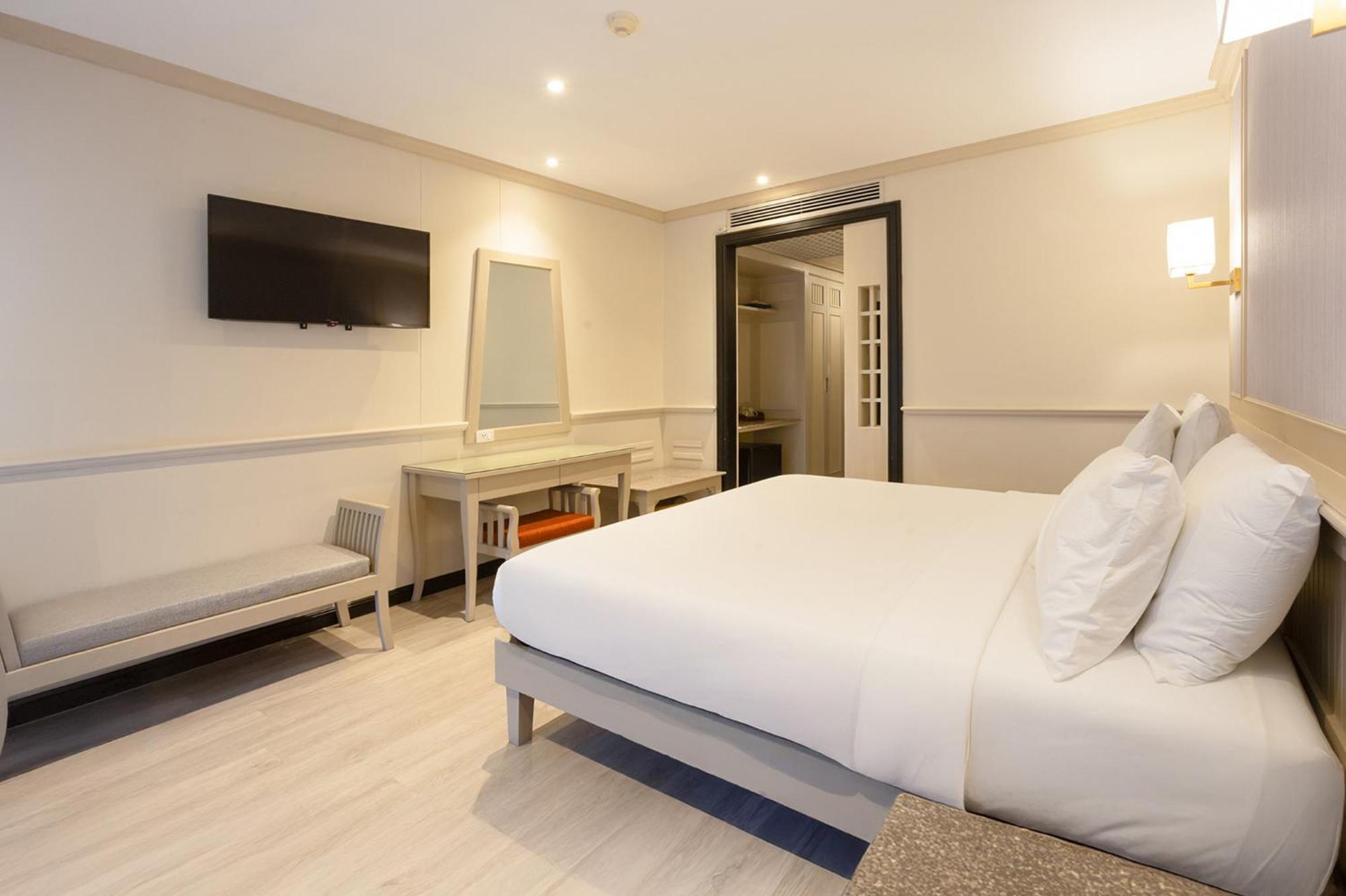 Pinnacle Grand Jomtien And Club 4*