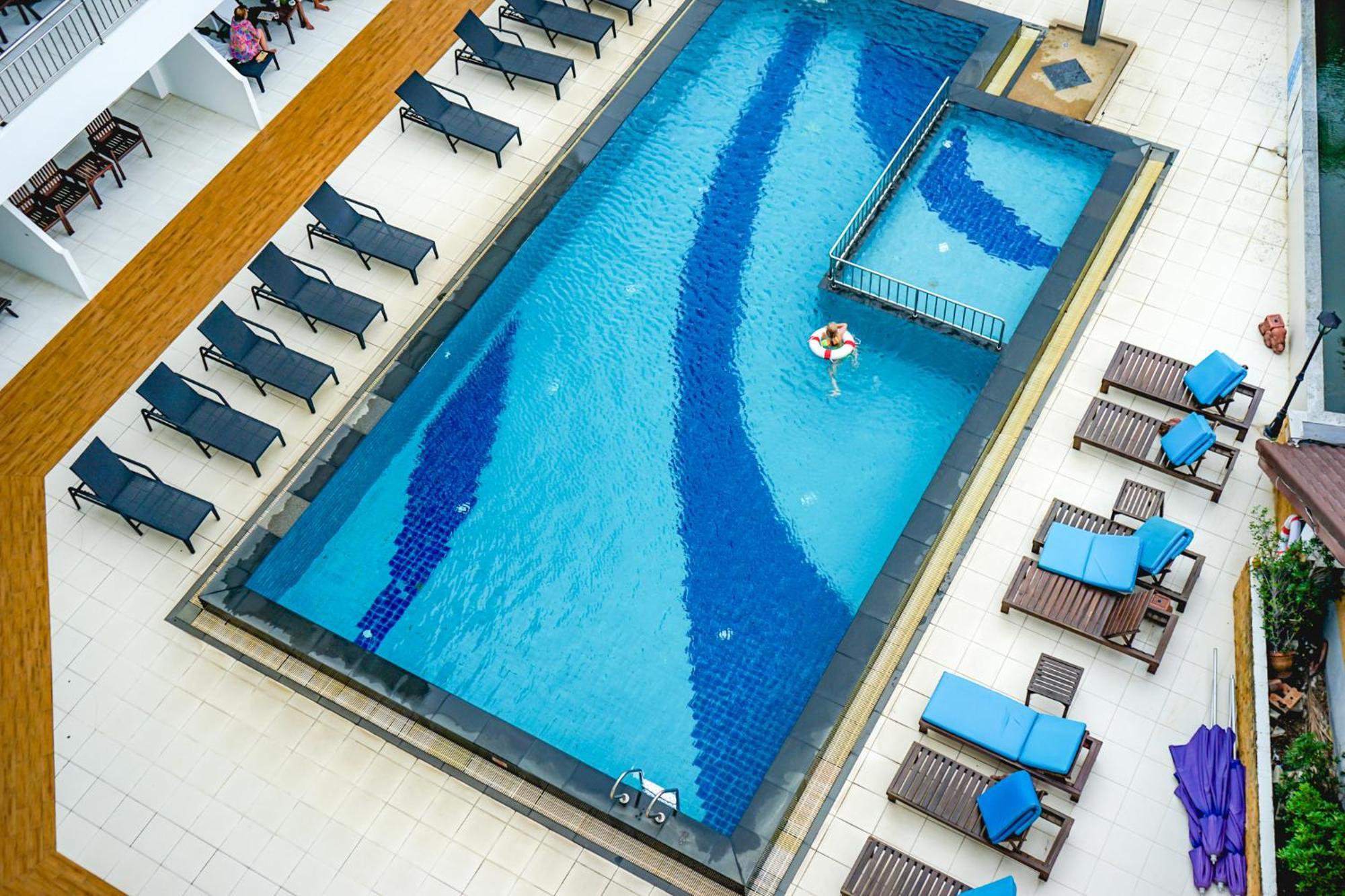 Pinnacle Grand Jomtien And Club 4* Na Chom Thian