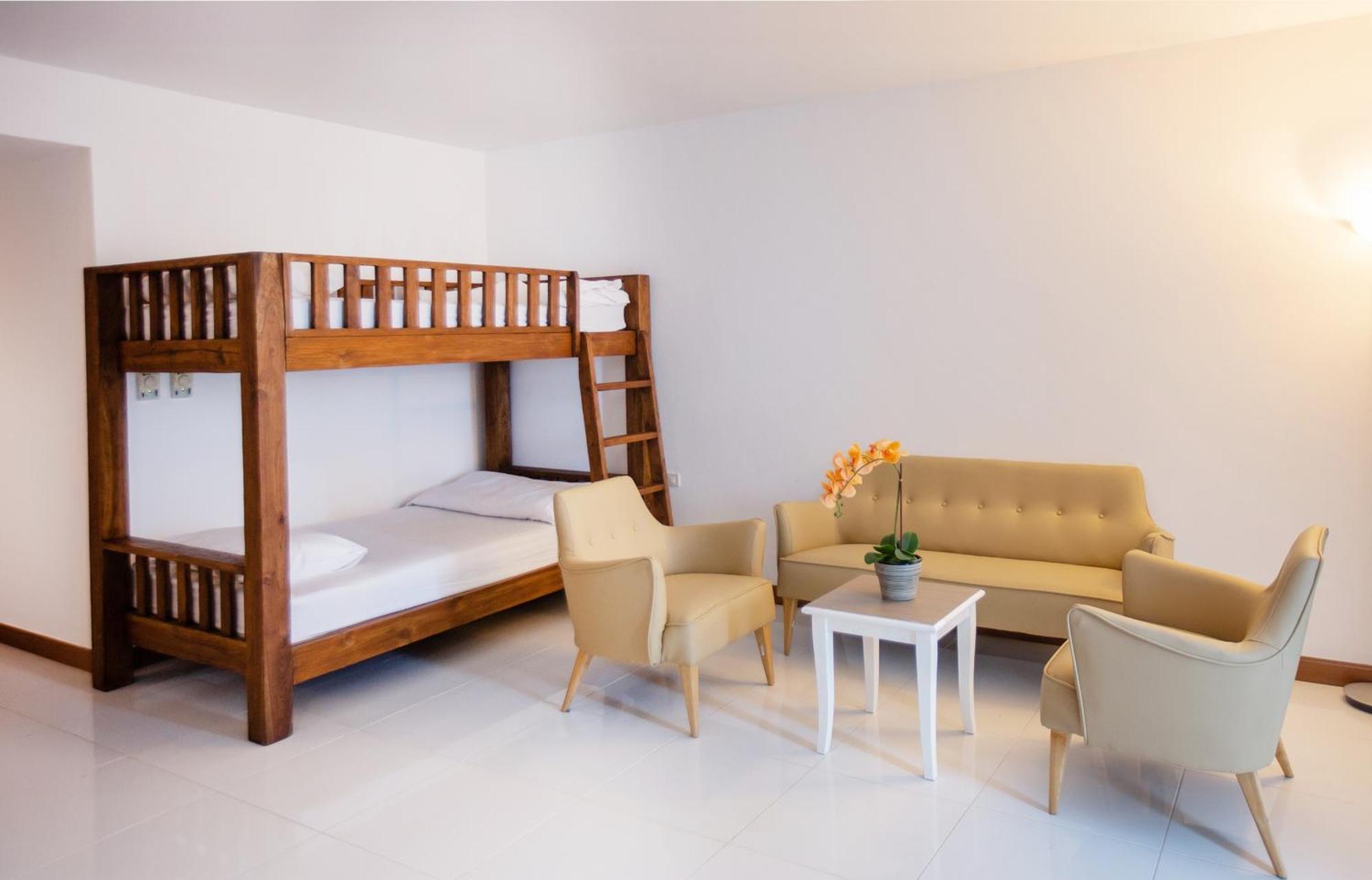 Pinnacle Grand Jomtien And Club Resort Na Chom Thian