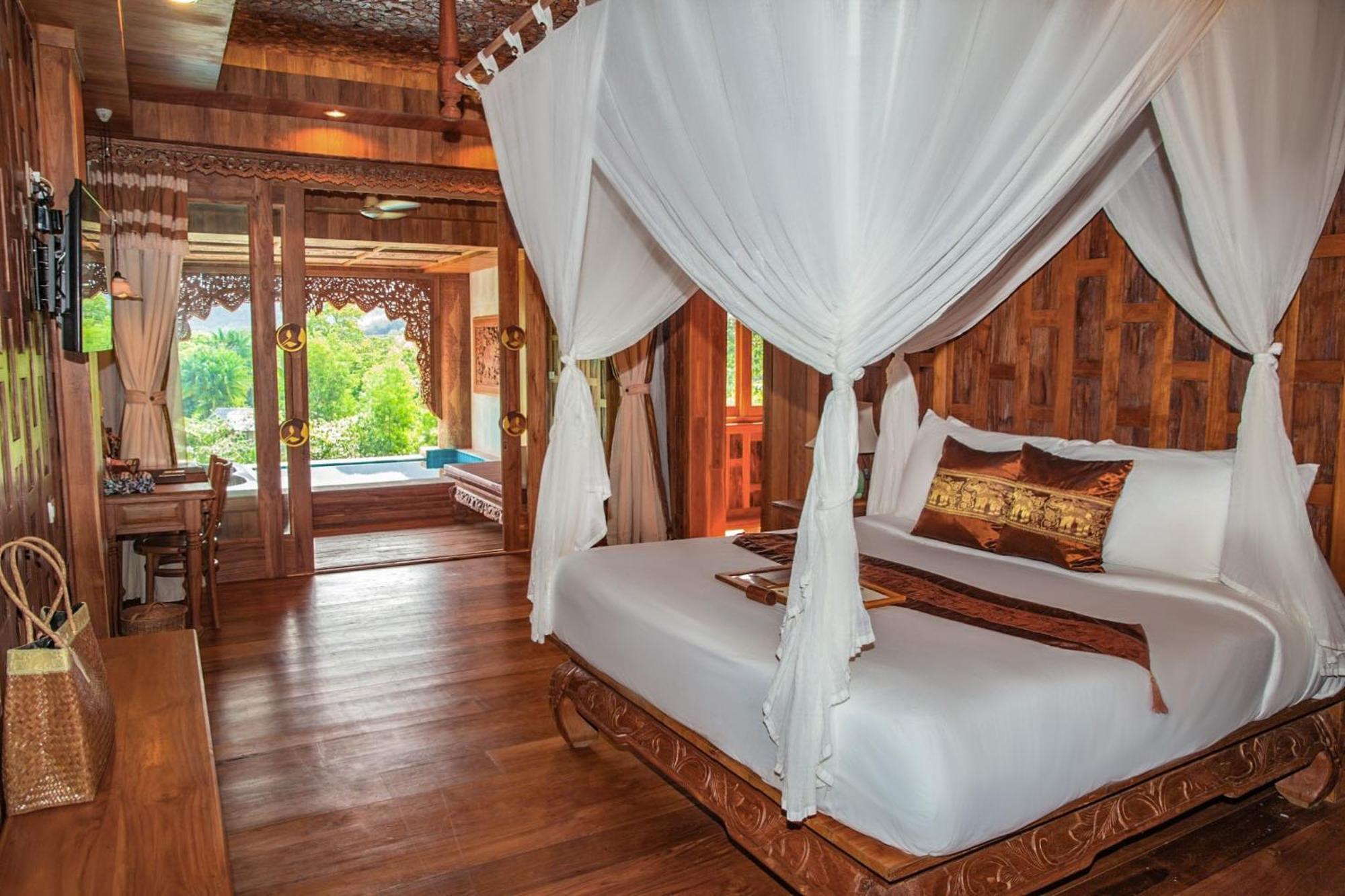 Santhiya Tree Resort 5*
