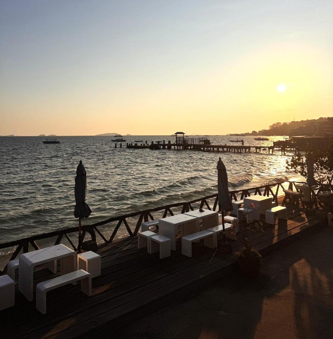 Resort Samed Cliff