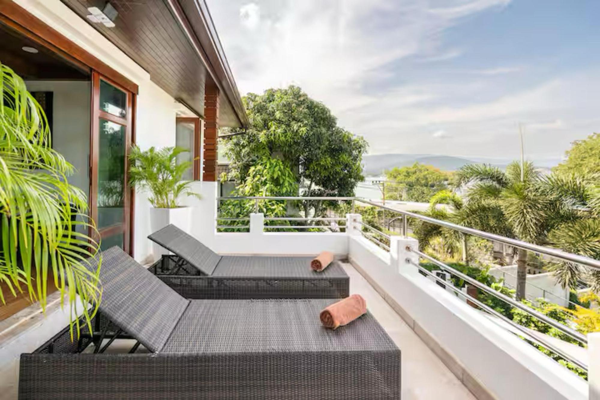Thai Heritage Melitta Bohput, Beach, Pool, Seaviews, 6-suite, Full Villa, Luxury, Aaa Location Koh Samui