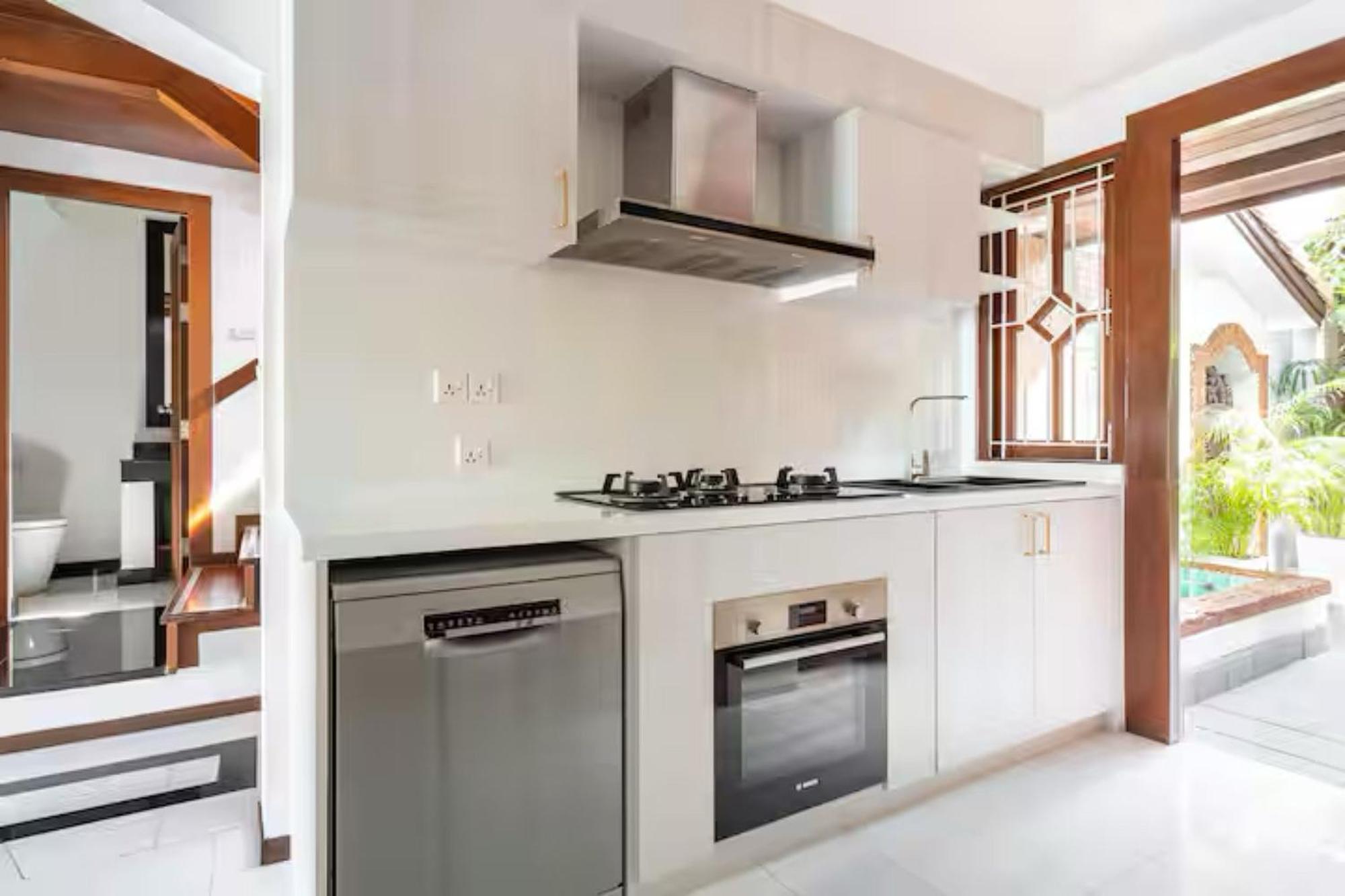 Villa Thai Heritage Melitta Bohput, Beach, Pool, Seaviews, 6-suite, Full Villa, Luxury, Aaa Location Koh Samui *