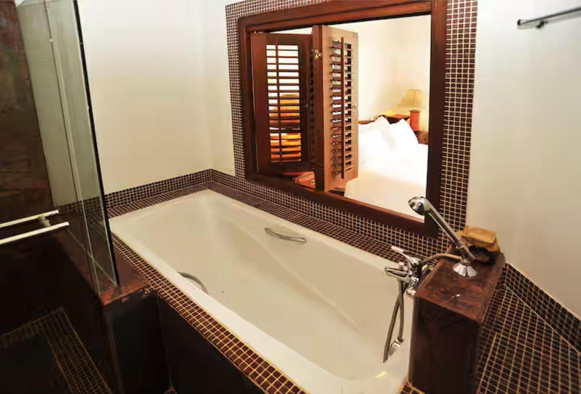 Thai Heritage Melitta Bohput, Beach, Pool, Seaviews, 6-suite, Full Villa, Luxury, Aaa Location Koh Samui Villa