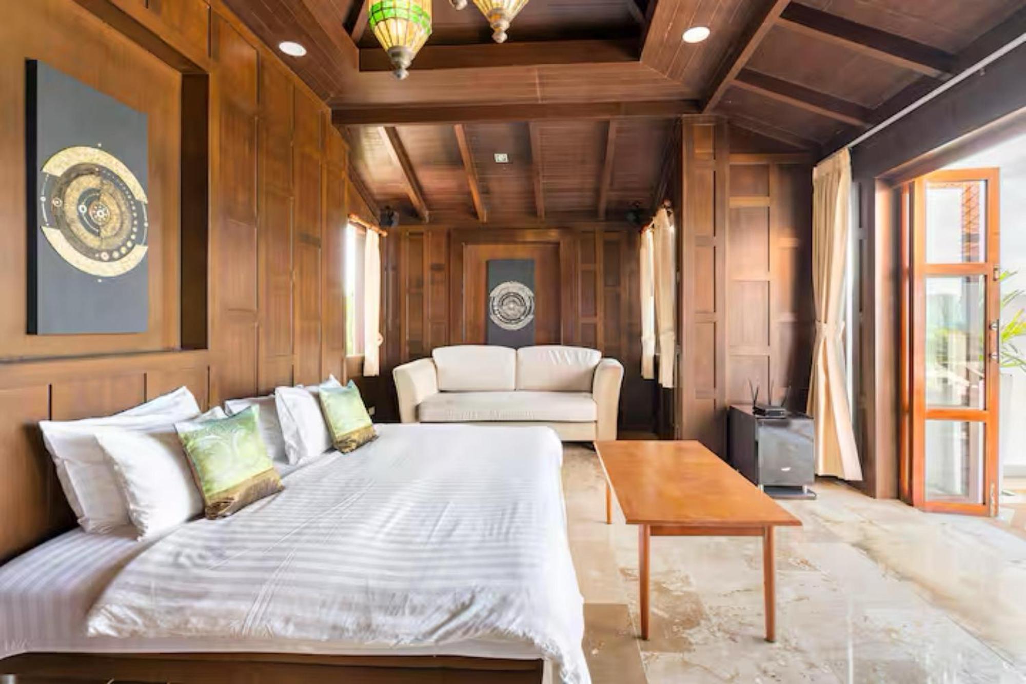 Thai Heritage Melitta Bohput, Beach, Pool, Seaviews, 6-suite, Full Villa, Luxury, Aaa Location Koh Samui Bang Rak Beach (Koh Samui)
