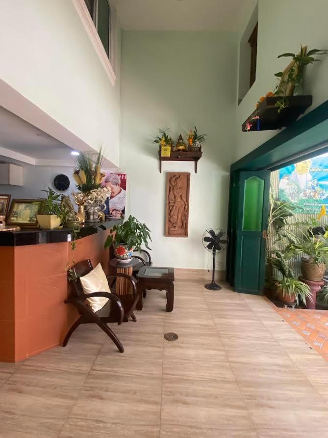 Panjai's Place Hotel 3*