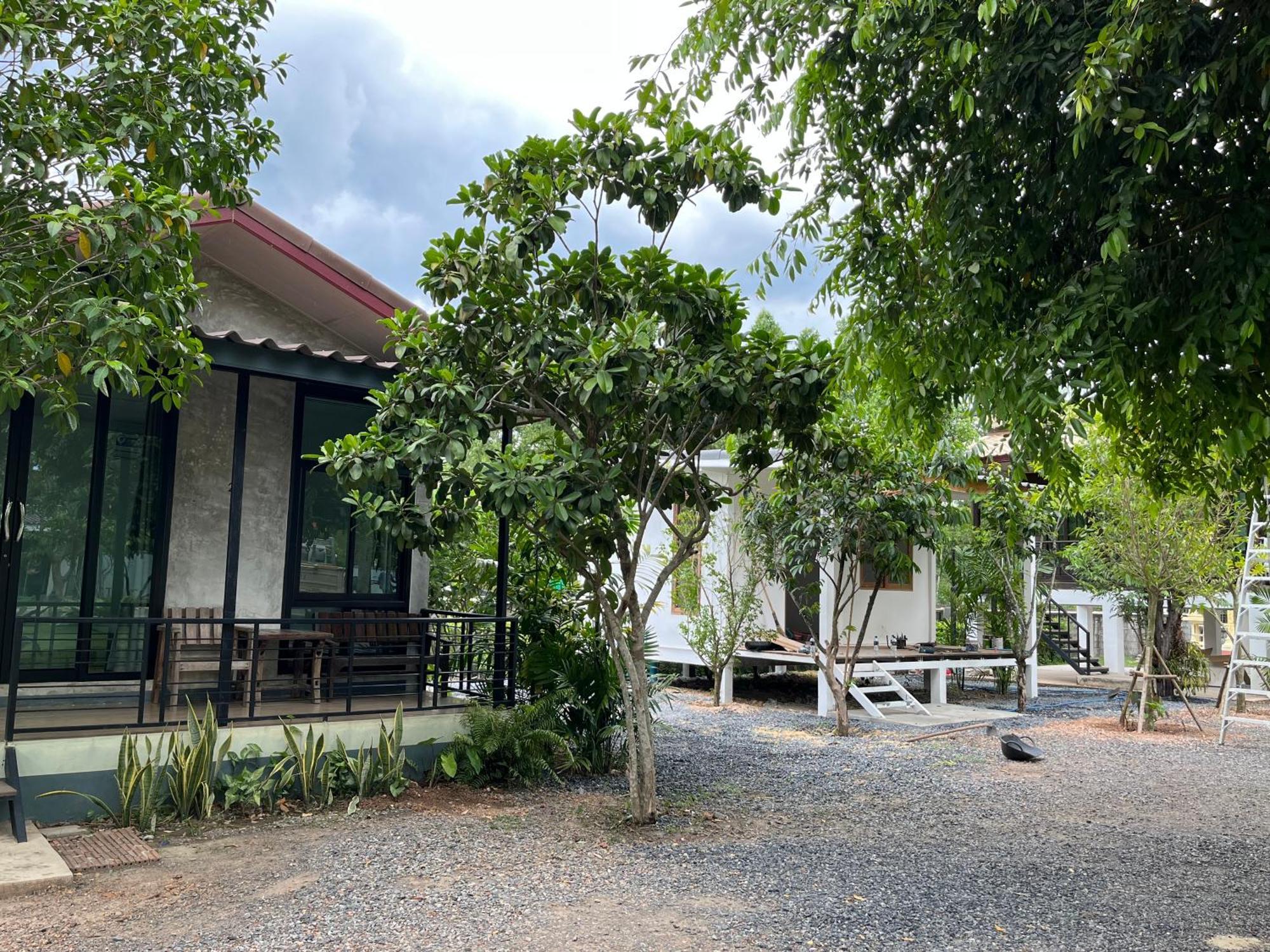 Resort Sangkaset