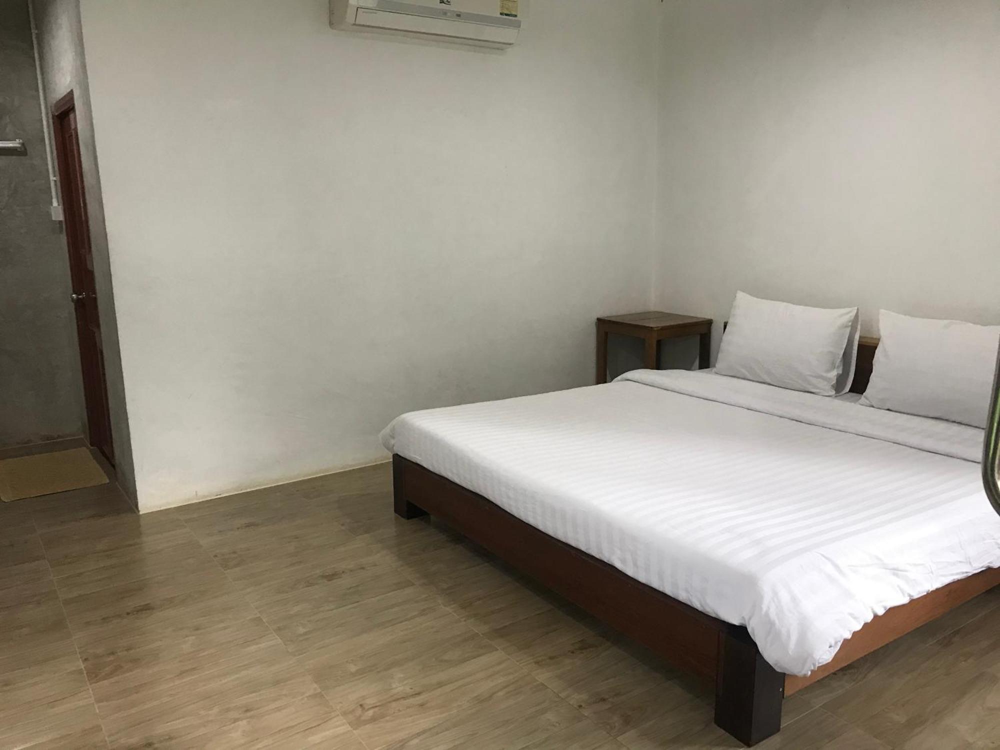 Resort Sangkaset Ban Mong Muang