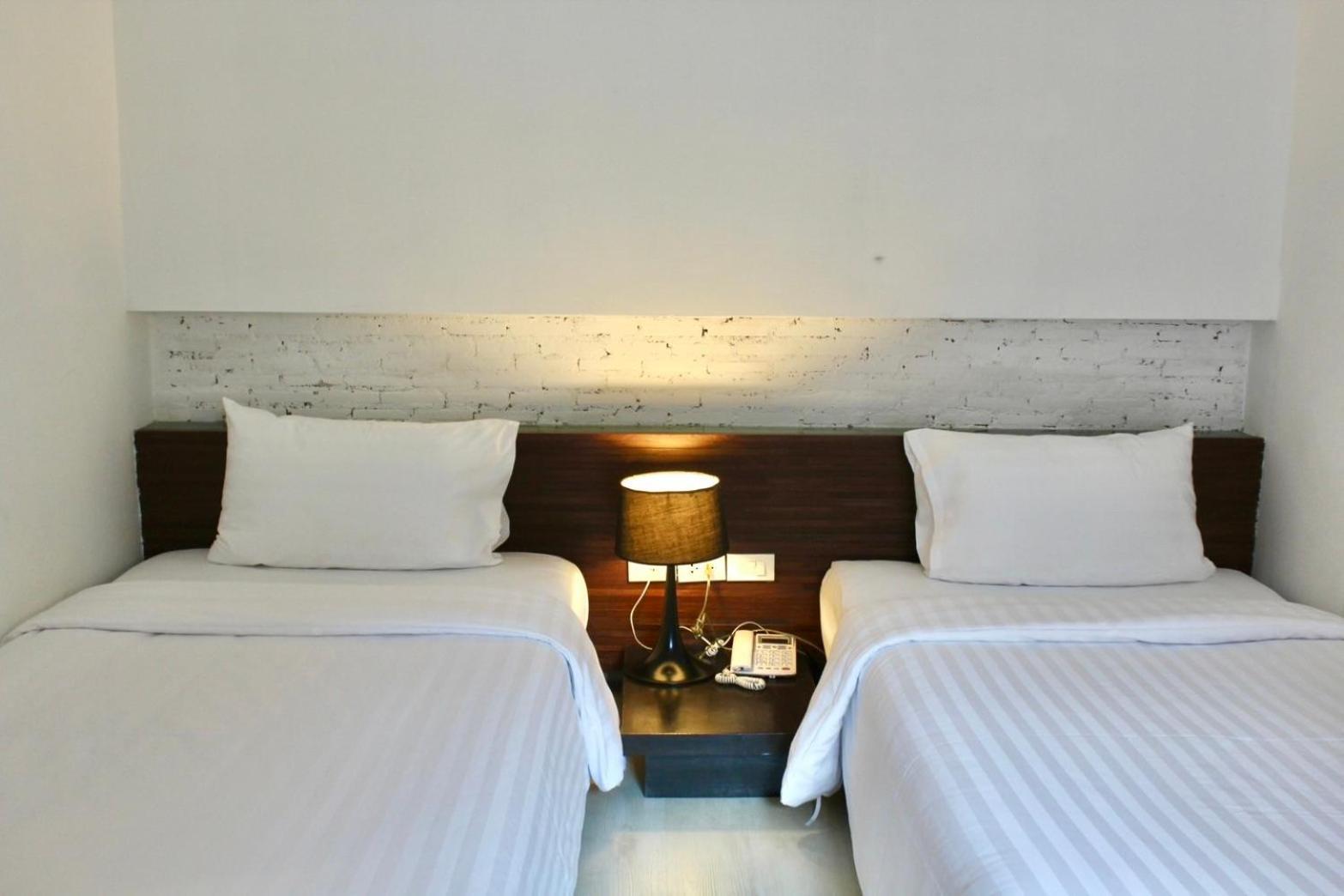 Hotel S2 - Sha Certified *