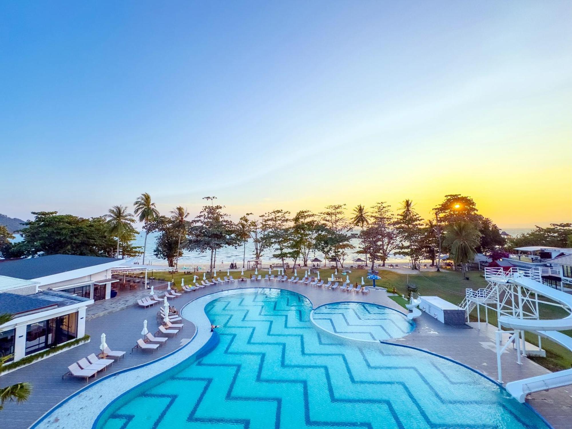 Royal Yao Yai Island 5*