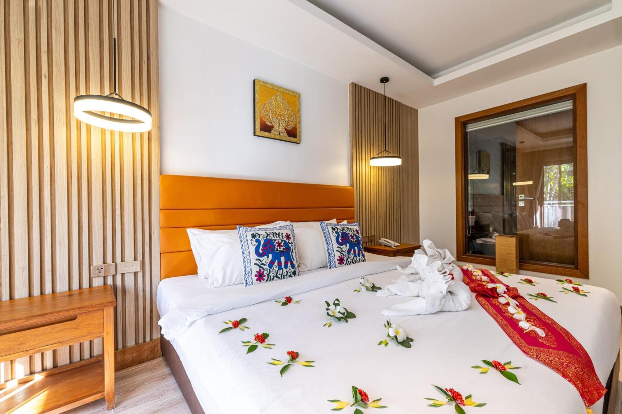 Resort Royal Yao Yai Island