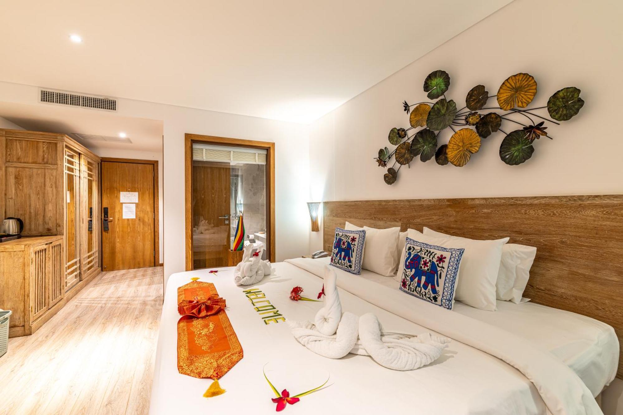 Royal Yao Yai Island Resort