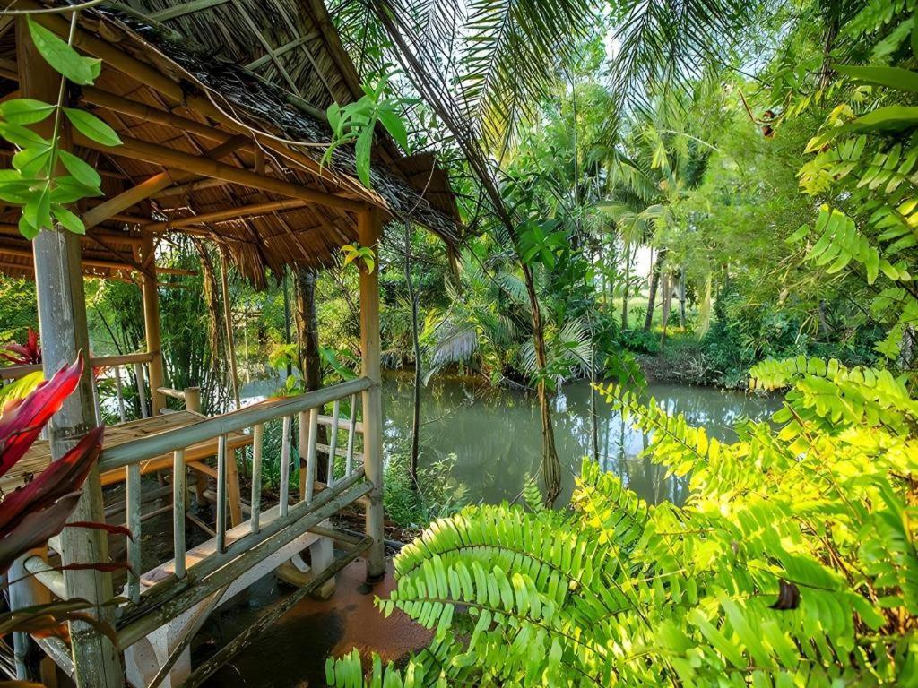 Baan Suan Rim Num Resort 2*