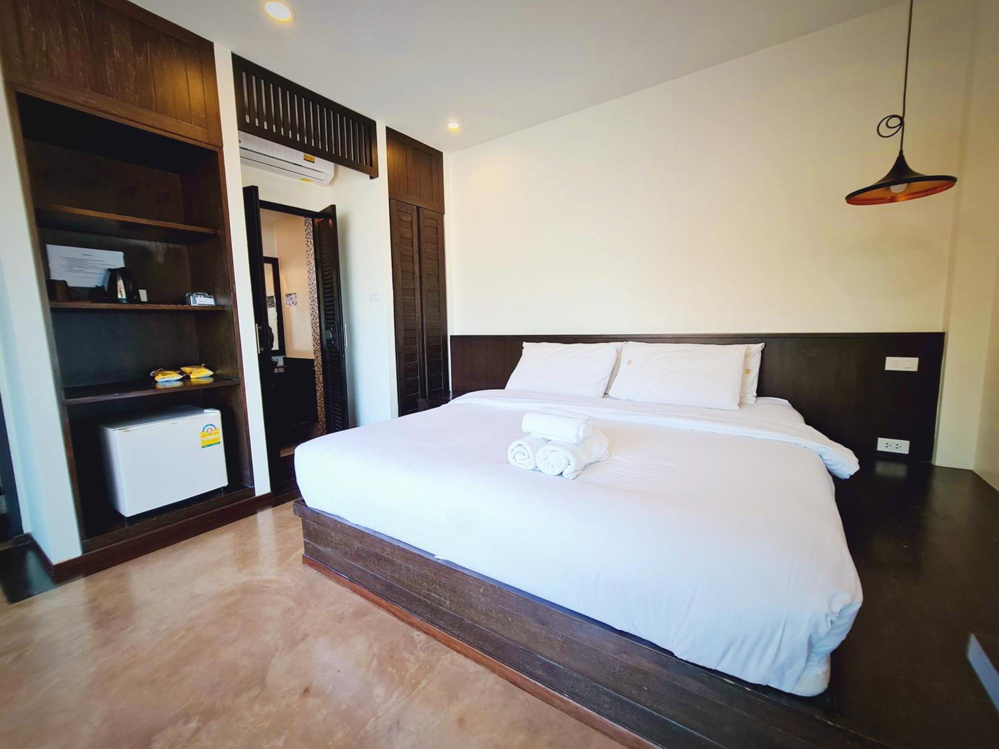 Chidlom Hotel