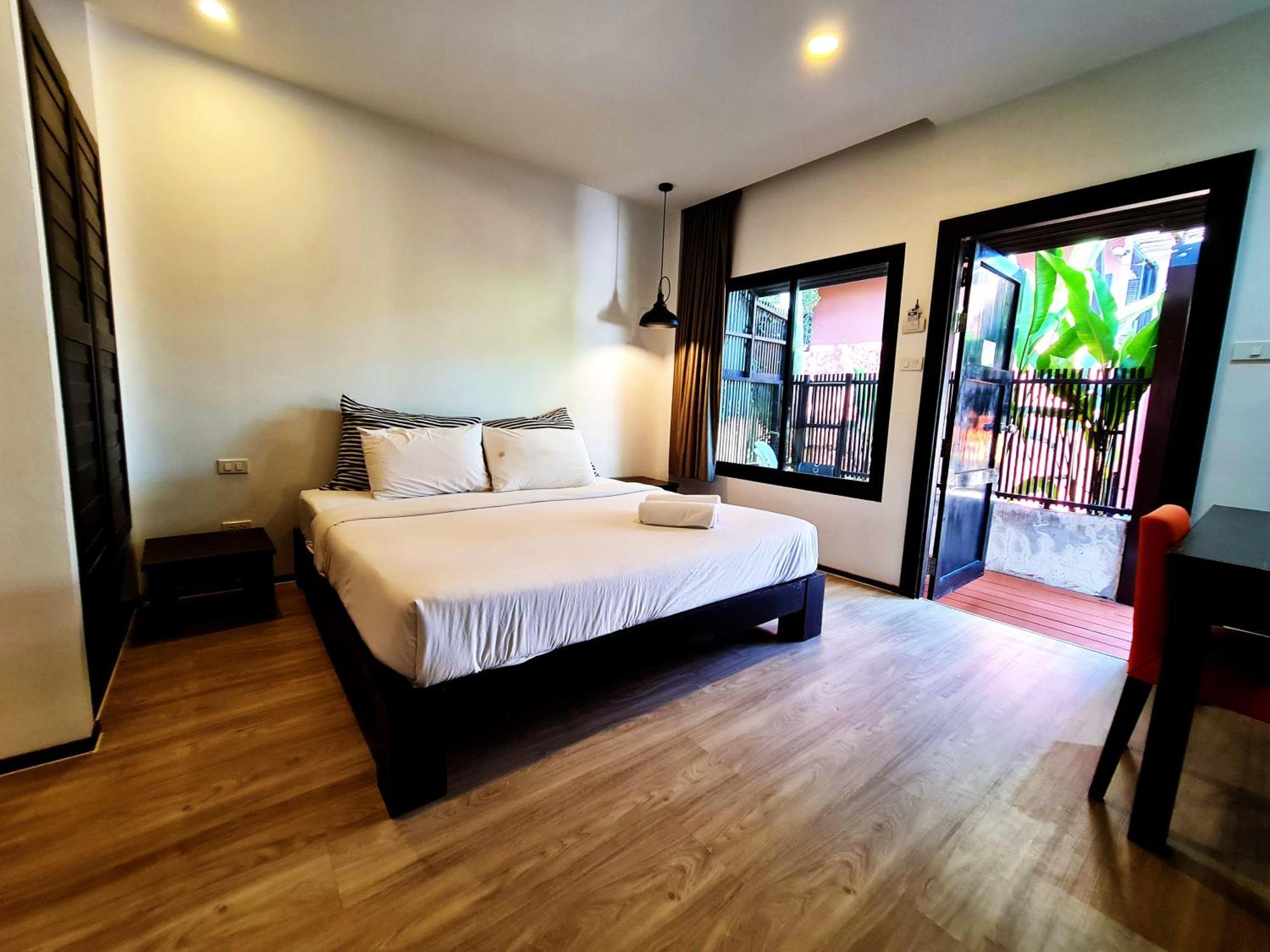 Chidlom Hotel