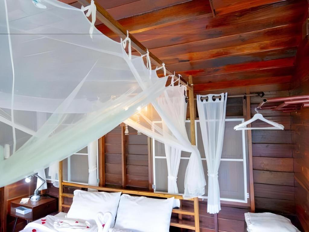 The White House Boutique Resort 3*