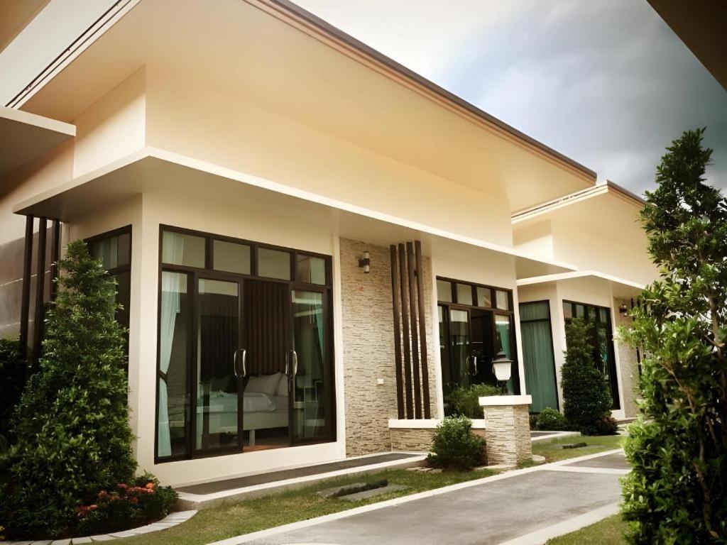 Resort Med Korat