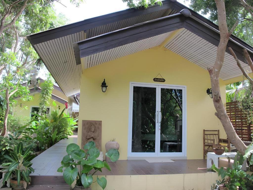 Baan Suan Phidchamika 3* Amphawa