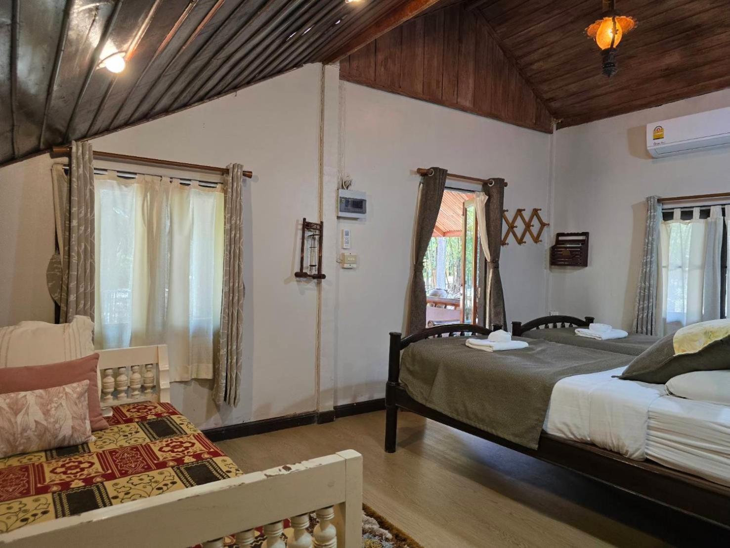 Kaengkrachan Boathouse Paradise 3* Kaeng Krachan