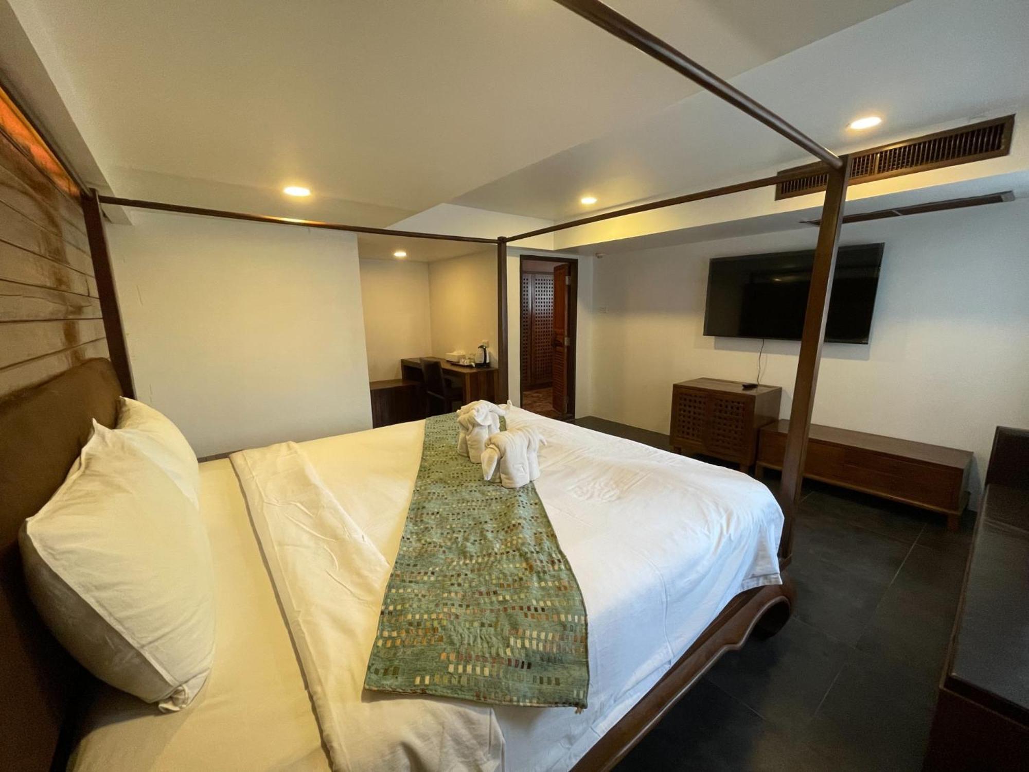 Hotel The Guest Arak Boutique Hotel 3*
