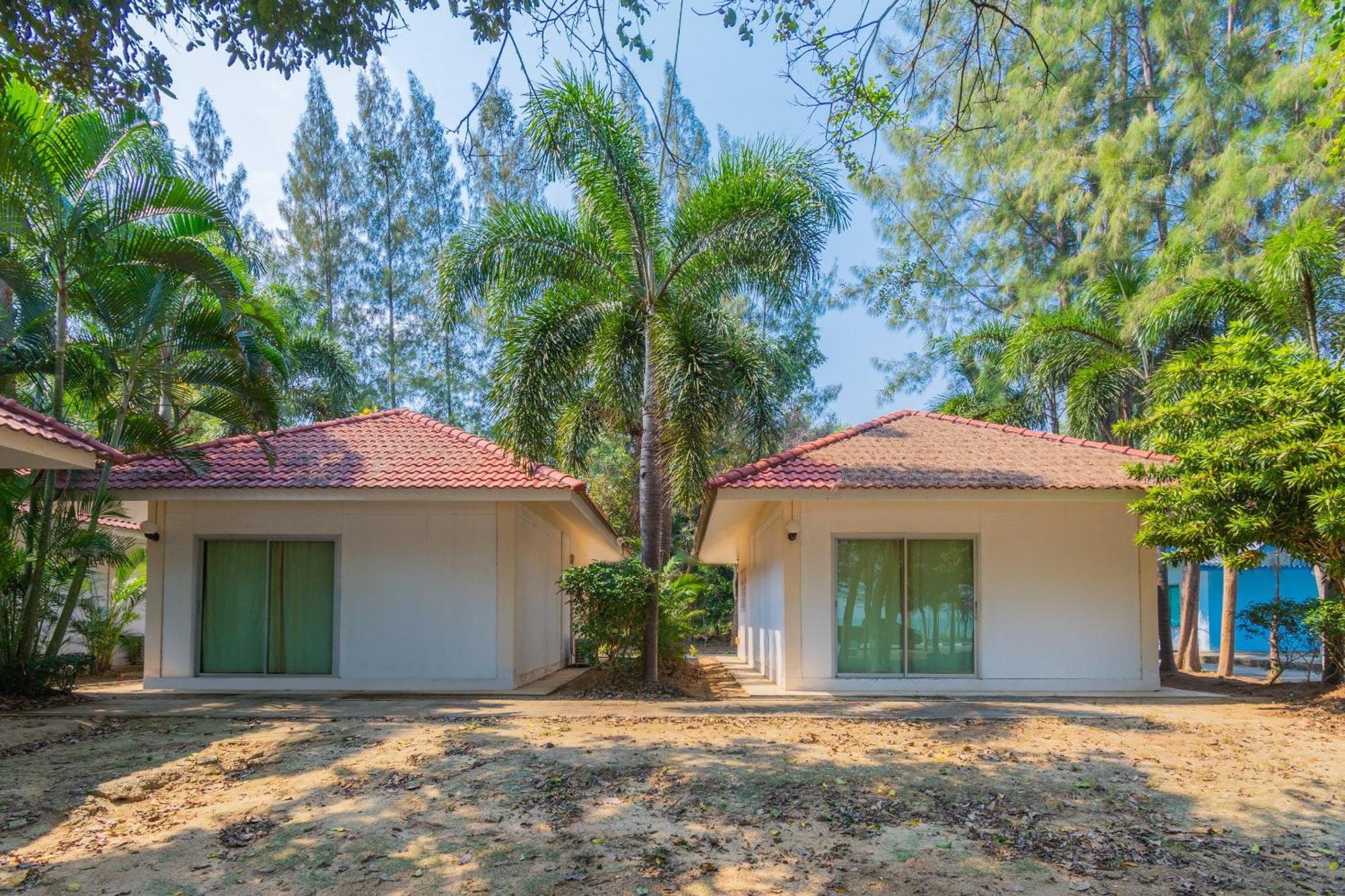 Hotel Koh Lak 2*