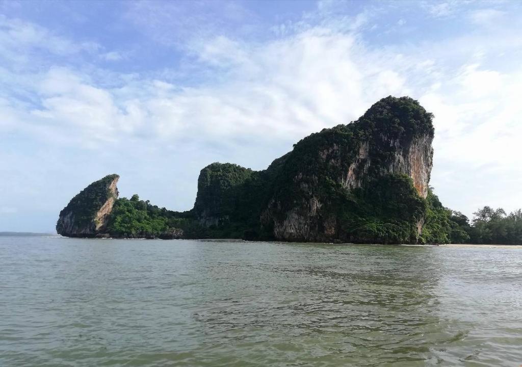 Yao Seaview Resort