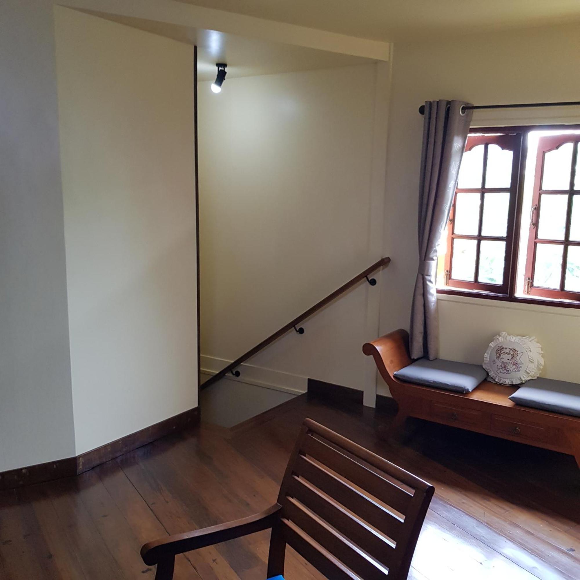 Guest house La Luna Italian Restaurant & *