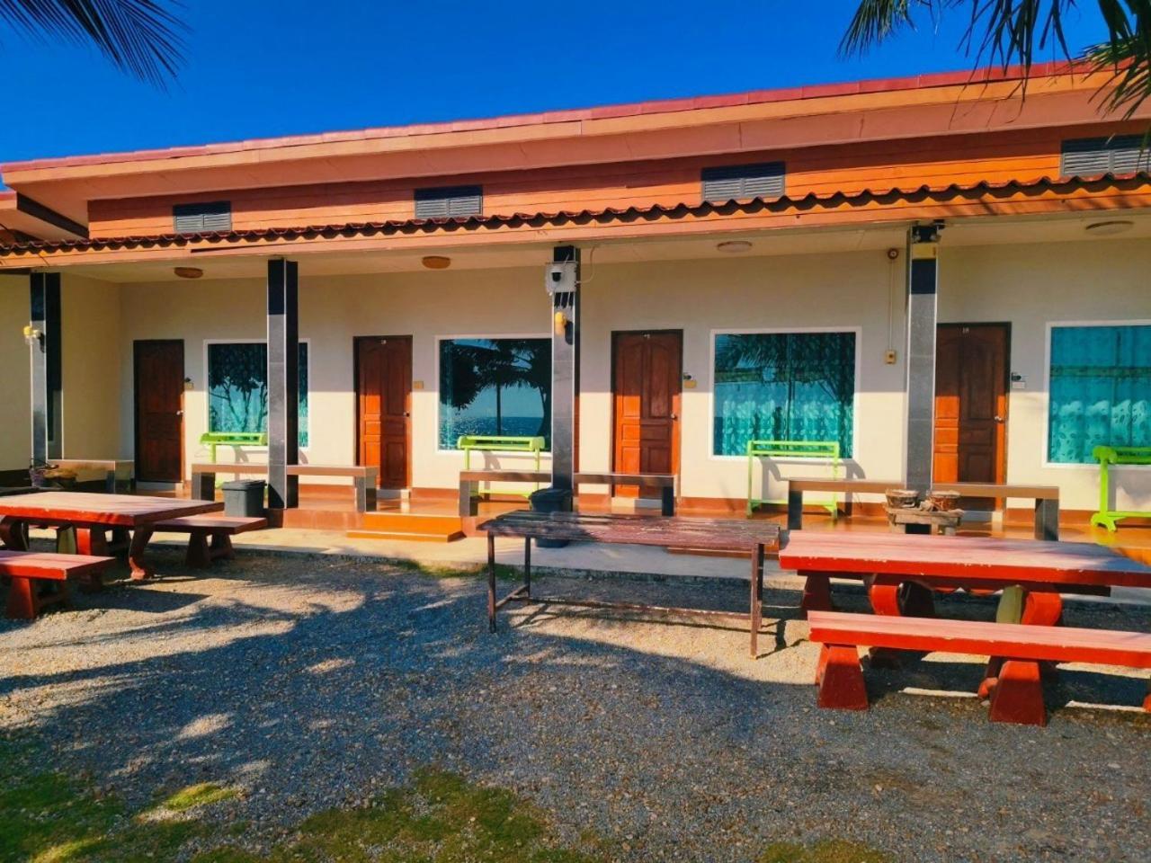 Pooma 2* Chao Lao Beach