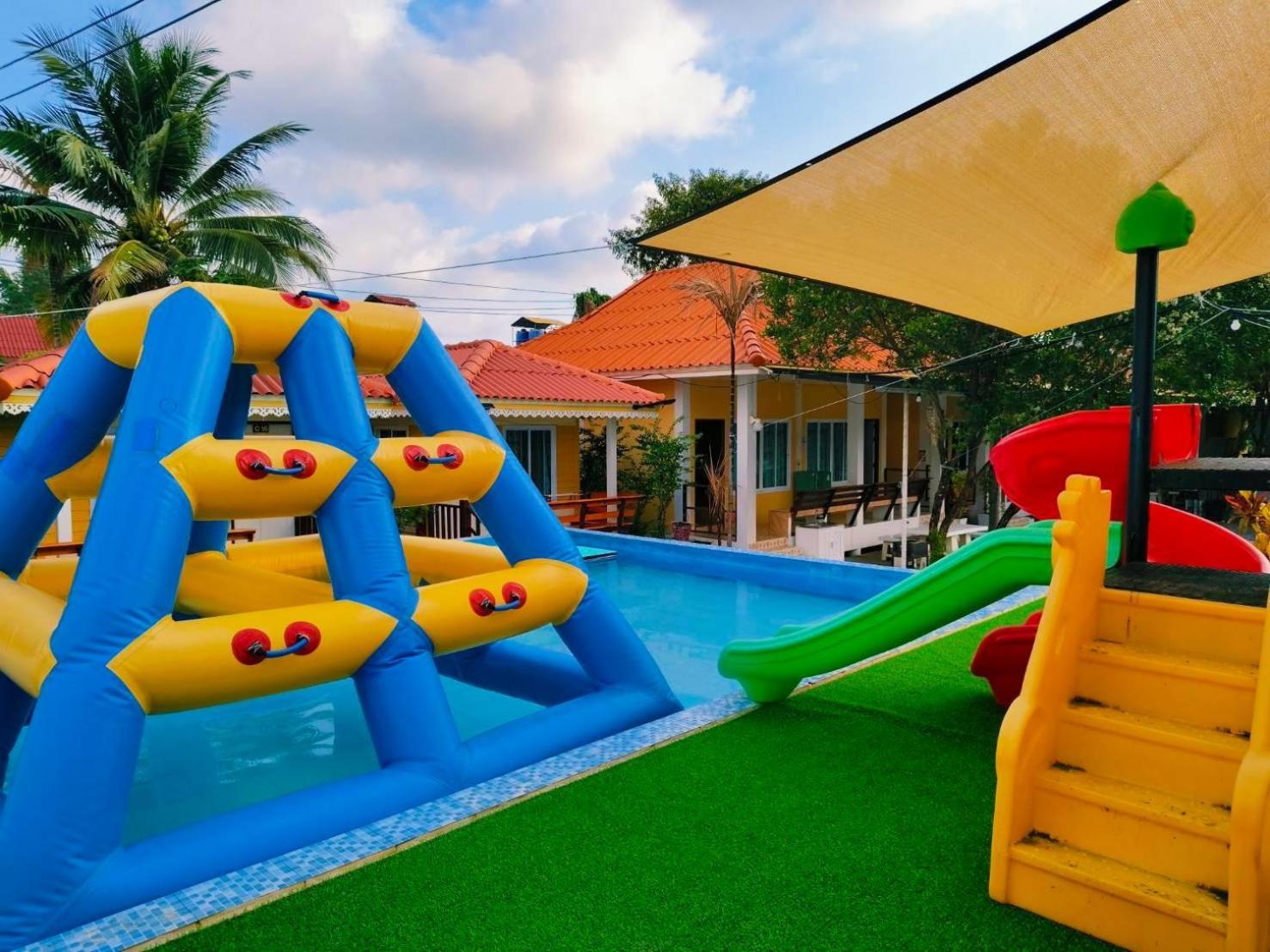 Pooma Chao Lao Beach