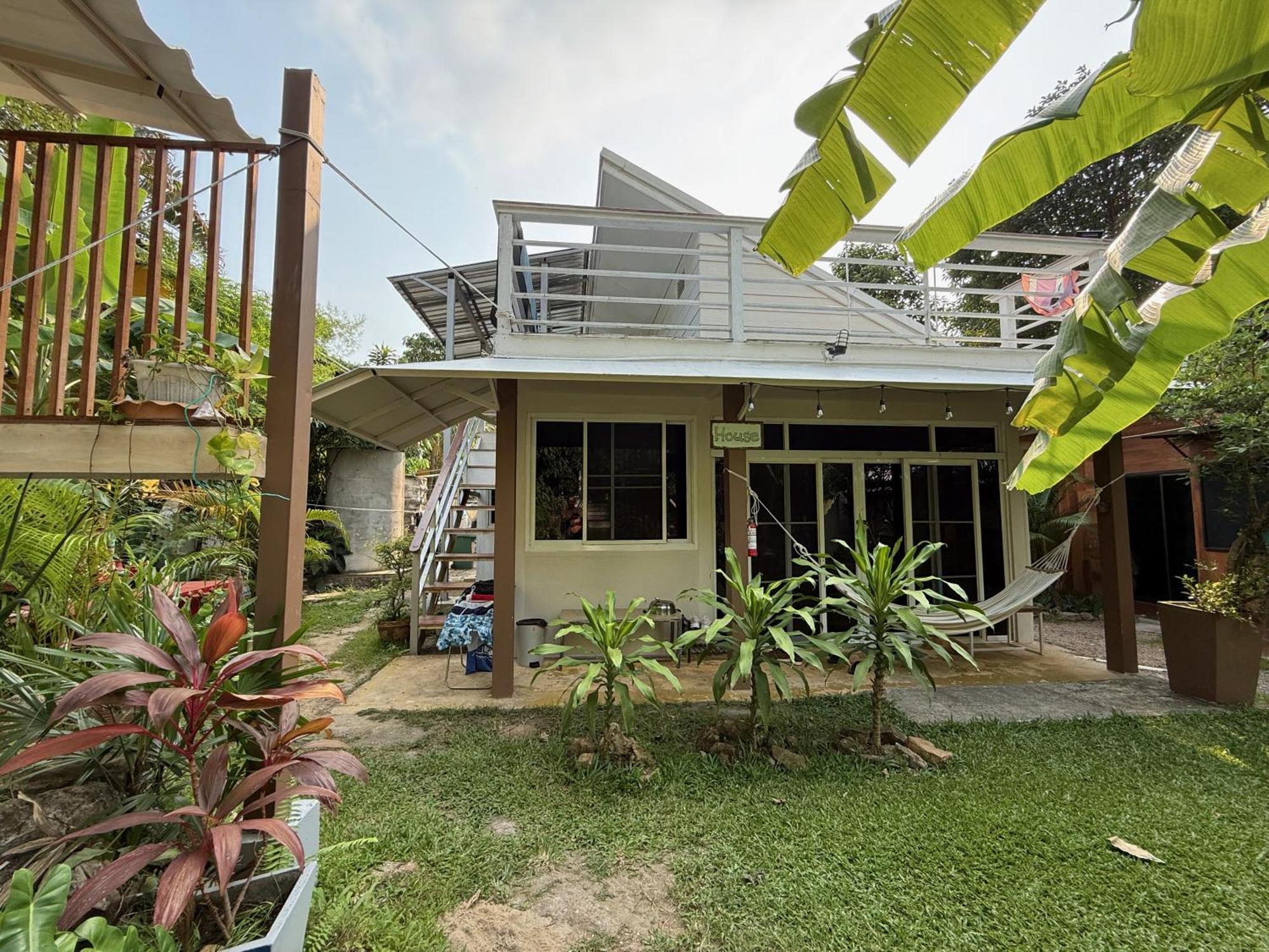 Guest house Jungle *